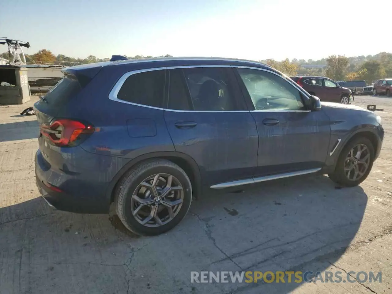 3 Photograph of a damaged car 5UX53DP06N9J02205 BMW X3 2022