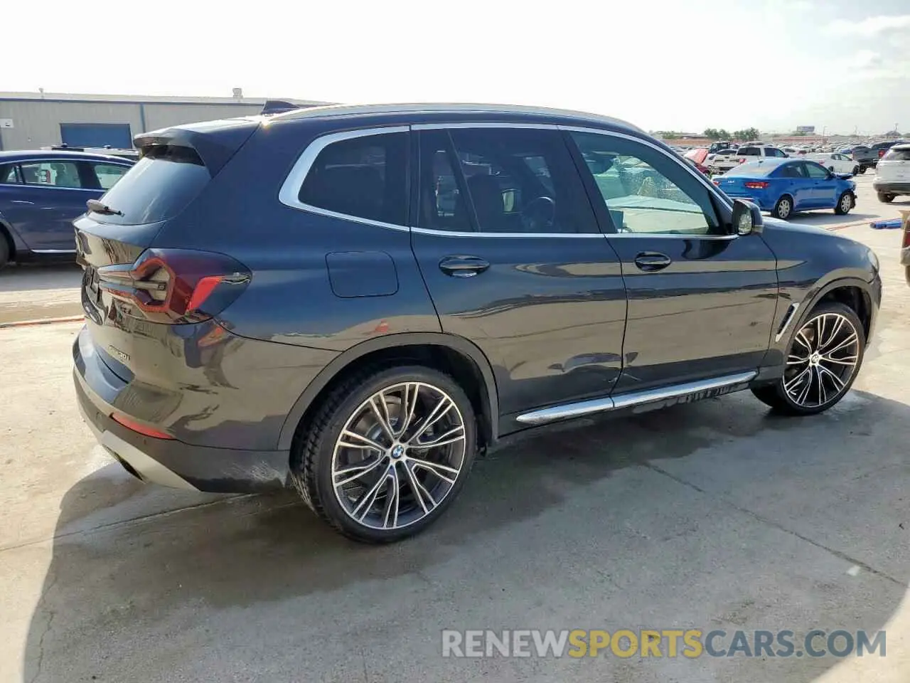 3 Photograph of a damaged car 5UX53DP06N9K99974 BMW X3 2022