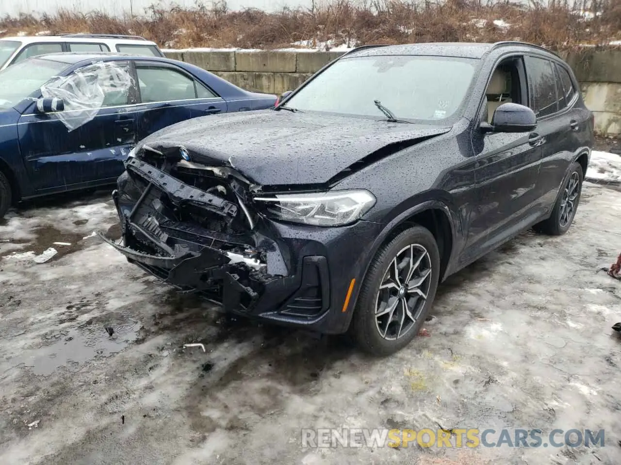 2 Photograph of a damaged car 5UX53DP07N9J05260 BMW X3 2022
