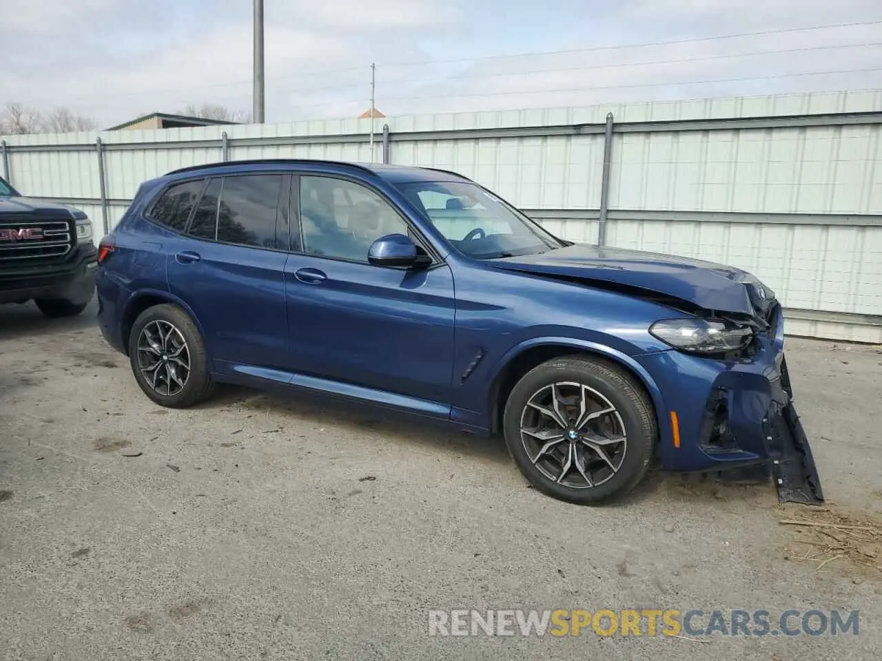 4 Фотография поврежденного автомобиля 5UX53DP08N9N42135 BMW X3 2022