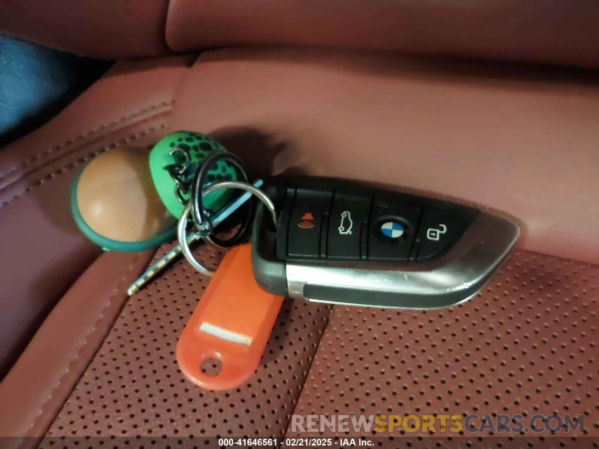 11 Фотография поврежденного автомобиля 5UX53DP09N9K75829 BMW X3 2022