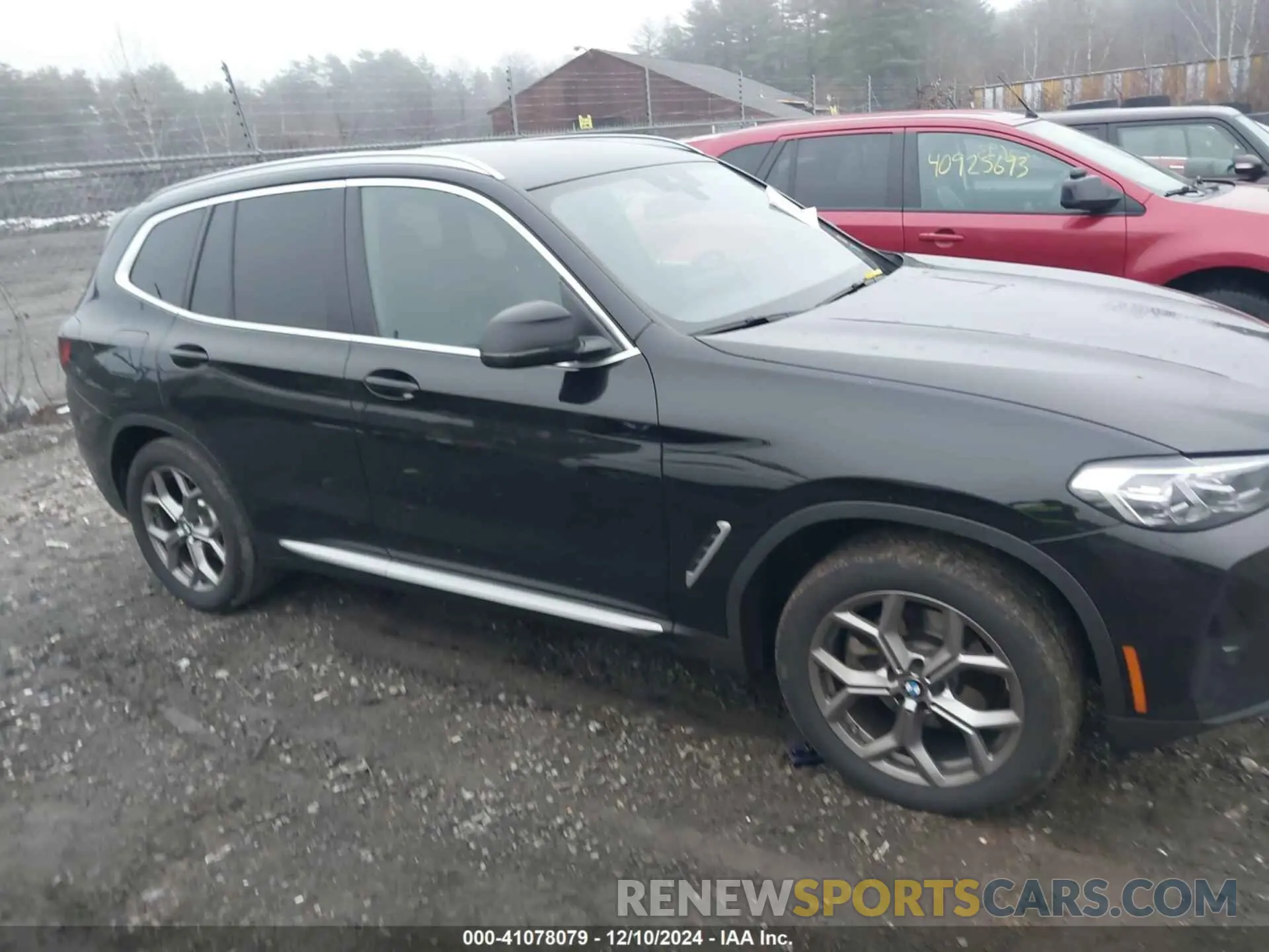 13 Photograph of a damaged car 5UX53DP0XN9L59626 BMW X3 2022