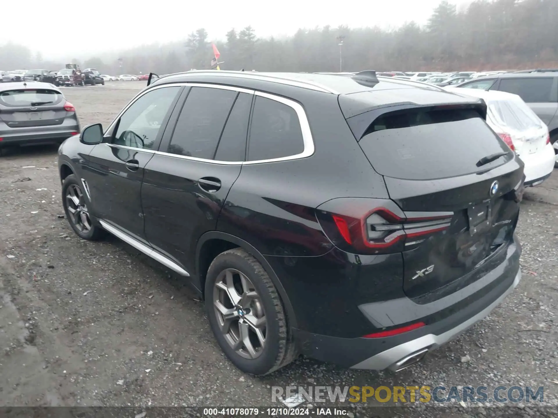 3 Photograph of a damaged car 5UX53DP0XN9L59626 BMW X3 2022