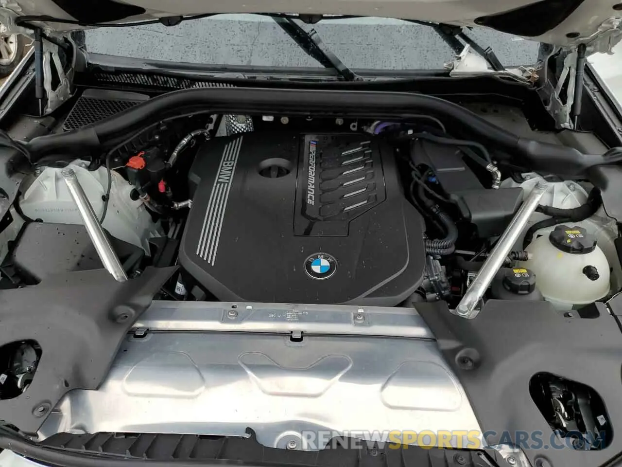 7 Photograph of a damaged car 5UX83DP03N9K12562 BMW X3 2022