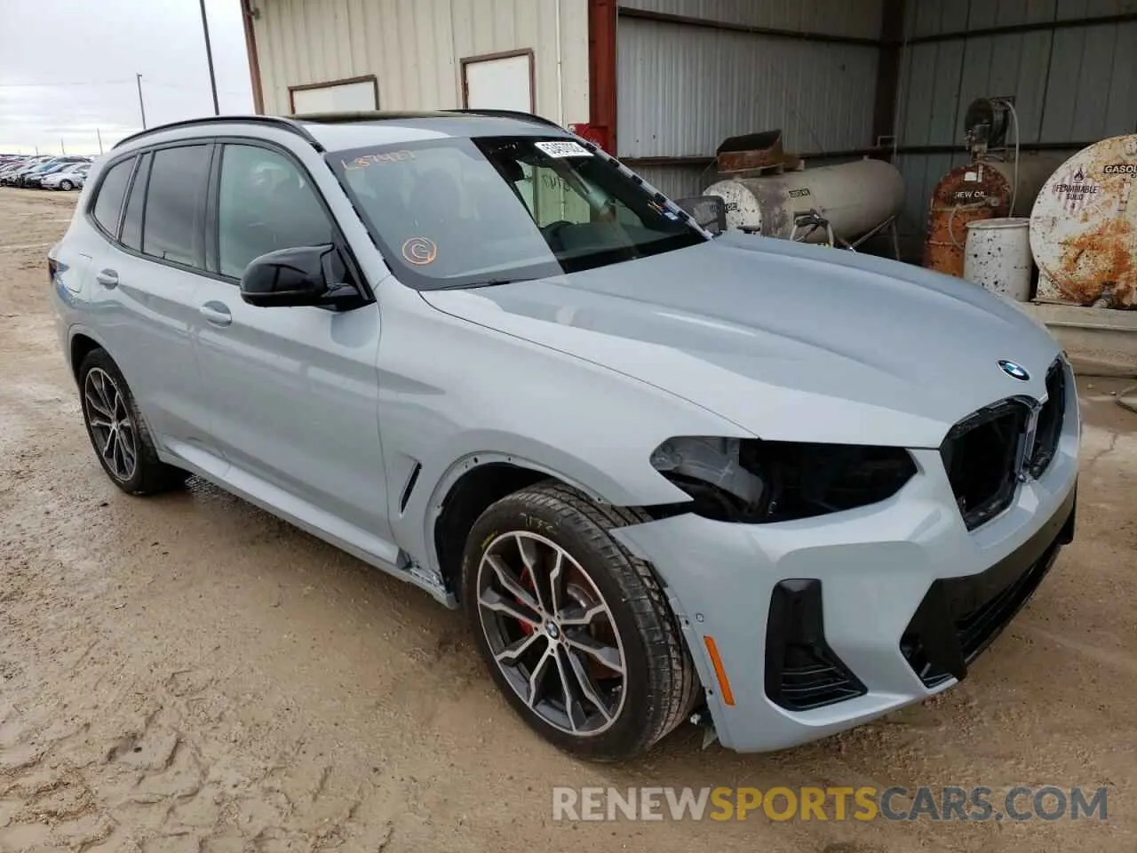 1 Photograph of a damaged car 5UX83DP05N9L87427 BMW X3 2022