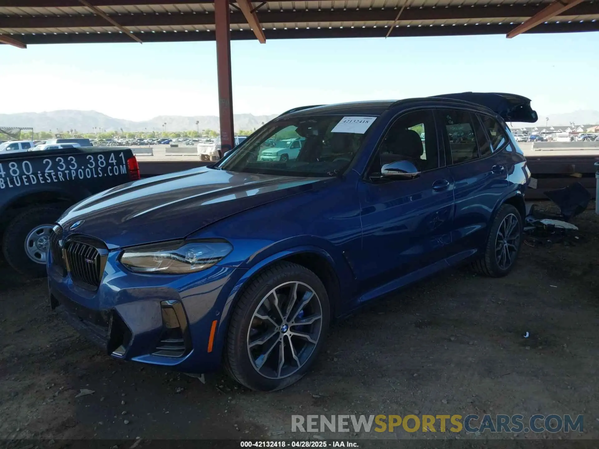 2 Photograph of a damaged car 5UX83DP07N9N22701 BMW X3 2022