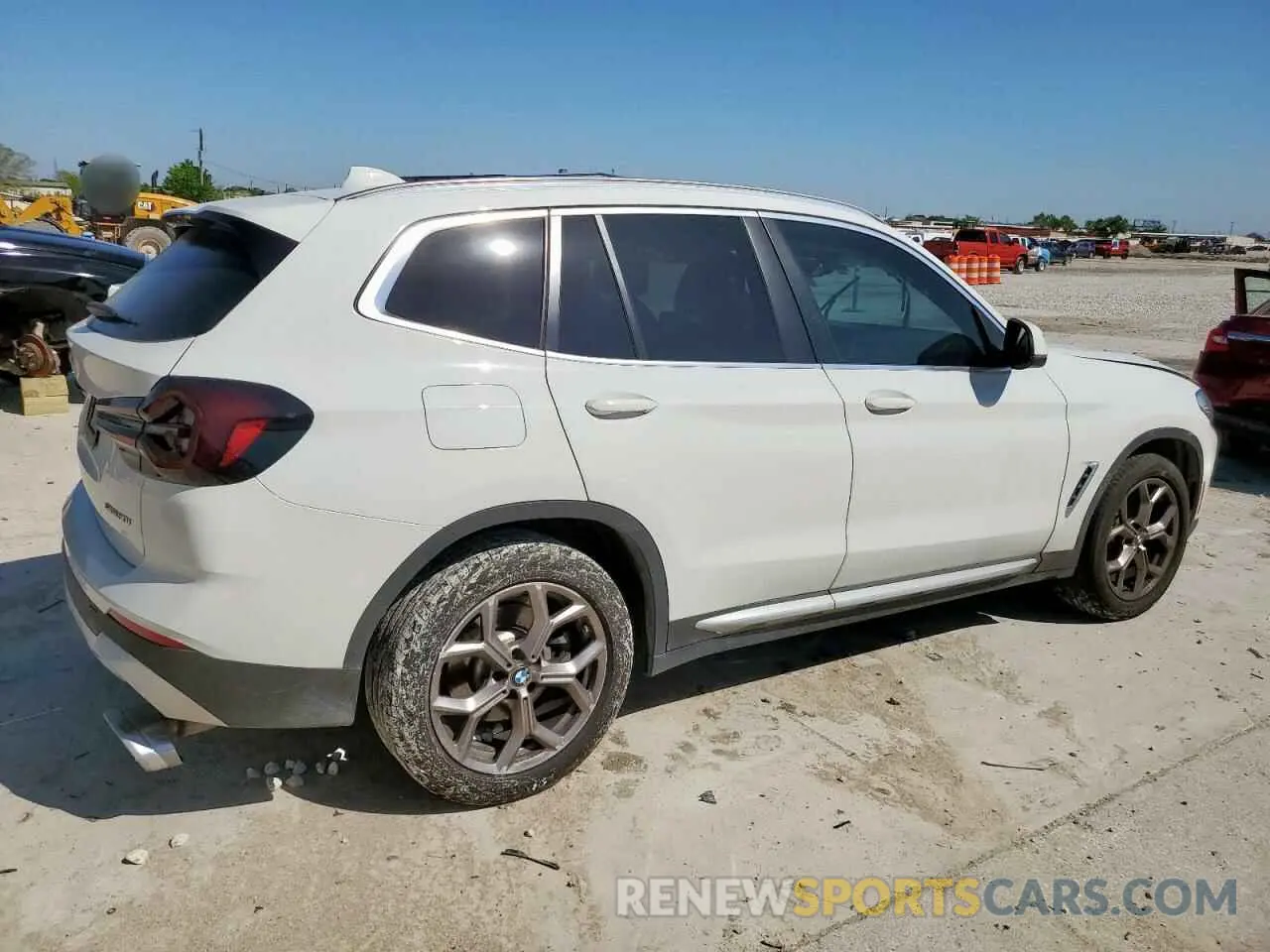 3 Photograph of a damaged car WBX47DP00NN173489 BMW X3 2022