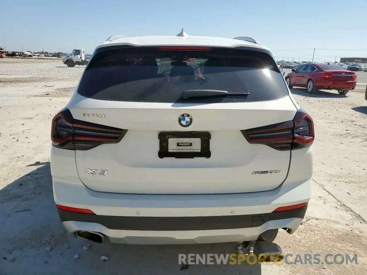 6 Photograph of a damaged car WBX47DP00NN173489 BMW X3 2022
