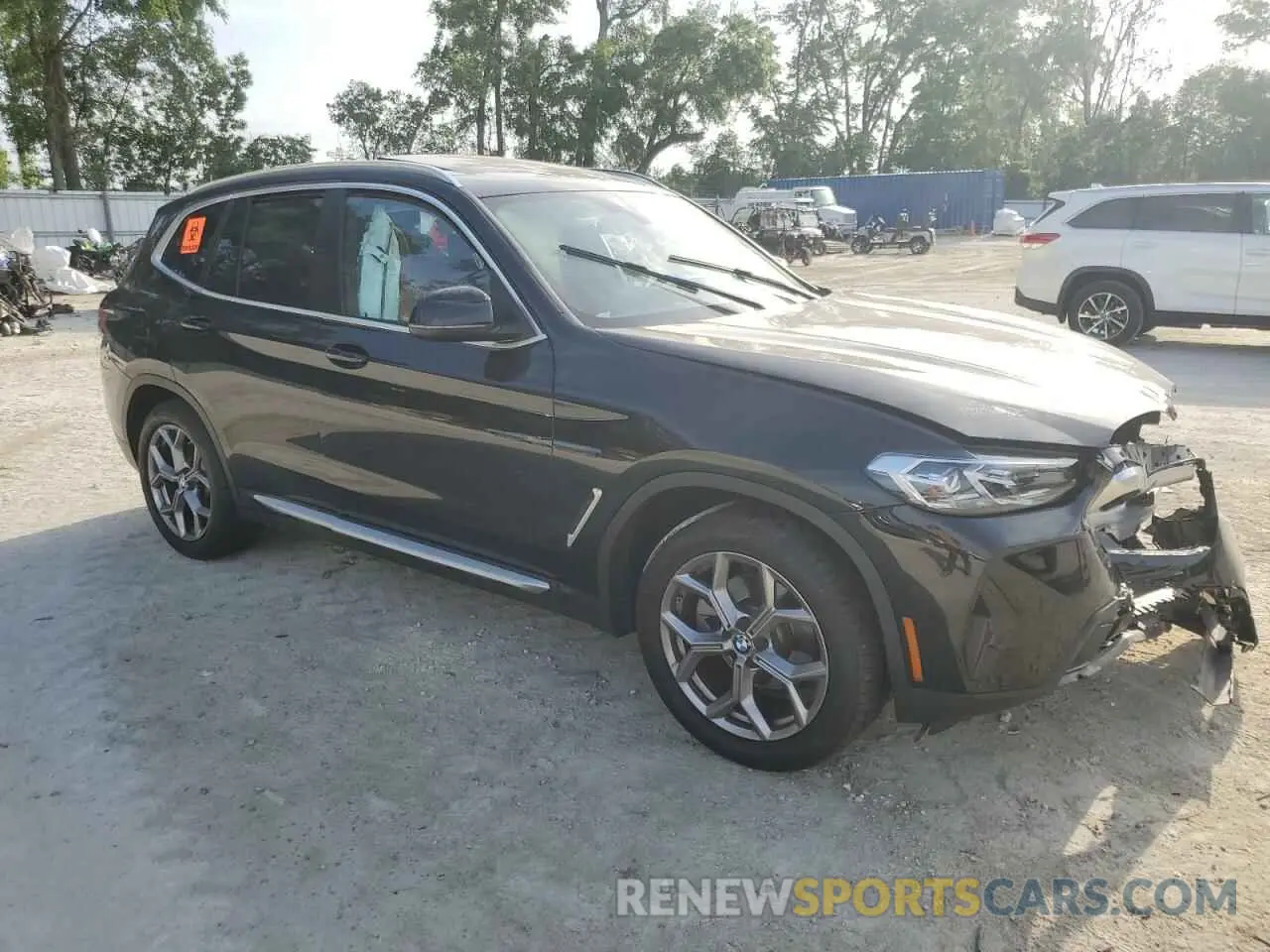 4 Photograph of a damaged car WBX47DP01NN172707 BMW X3 2022