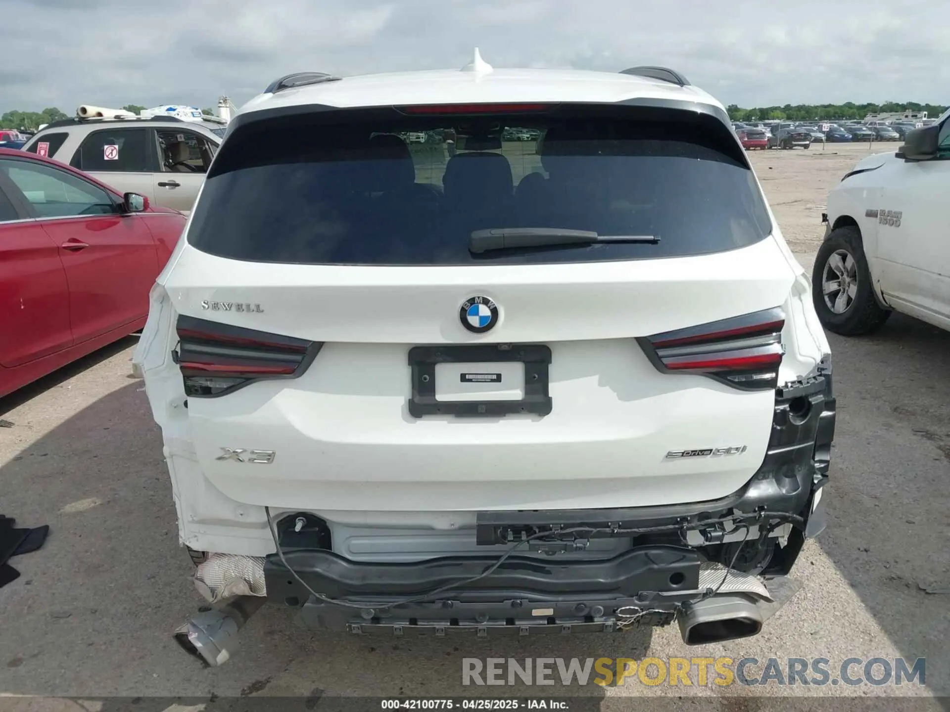 17 Фотография поврежденного автомобиля WBX47DP04NN146263 BMW X3 2022