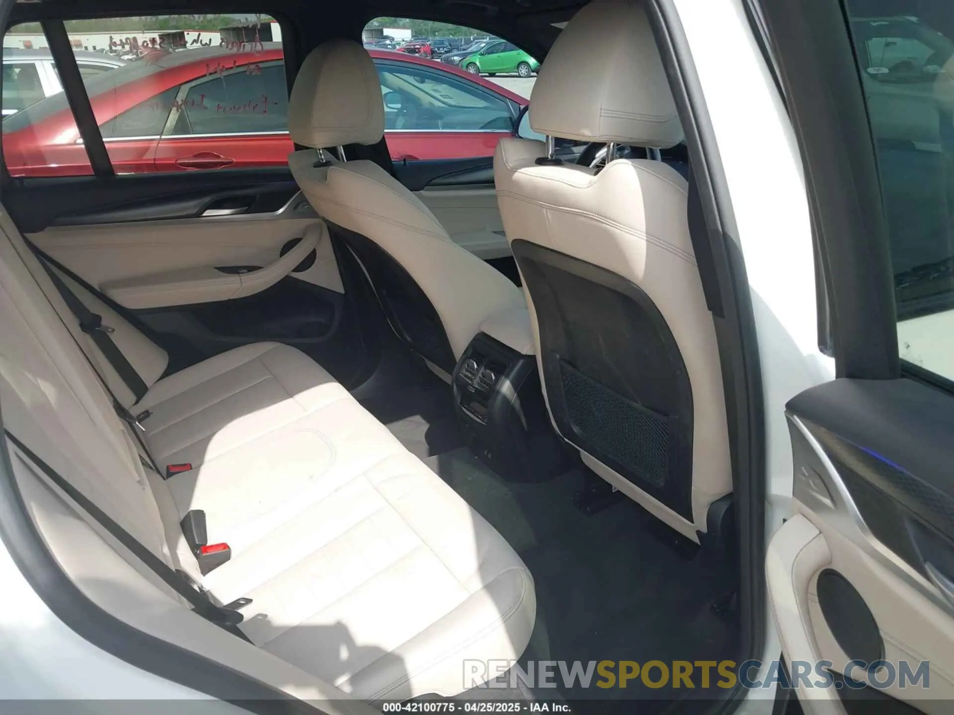 8 Фотография поврежденного автомобиля WBX47DP04NN146263 BMW X3 2022