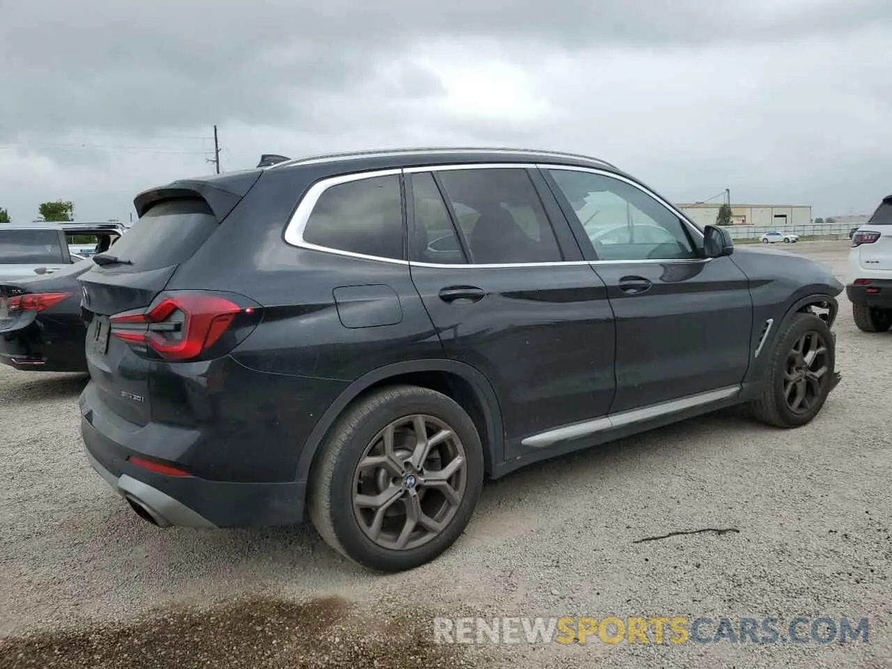 3 Photograph of a damaged car WBX47DP08NN141941 BMW X3 2022