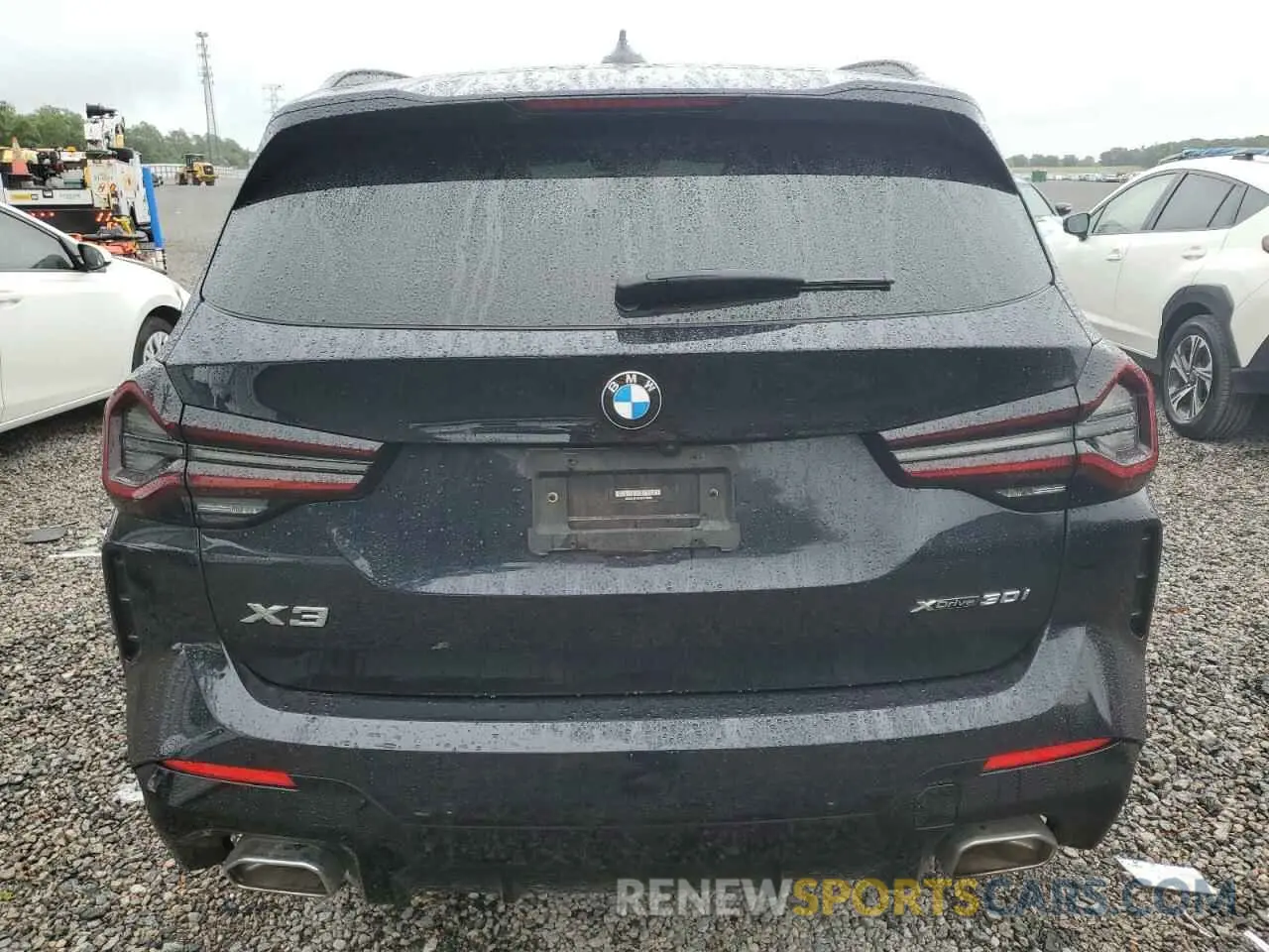 6 Photograph of a damaged car WBX57DP02NN179282 BMW X3 2022