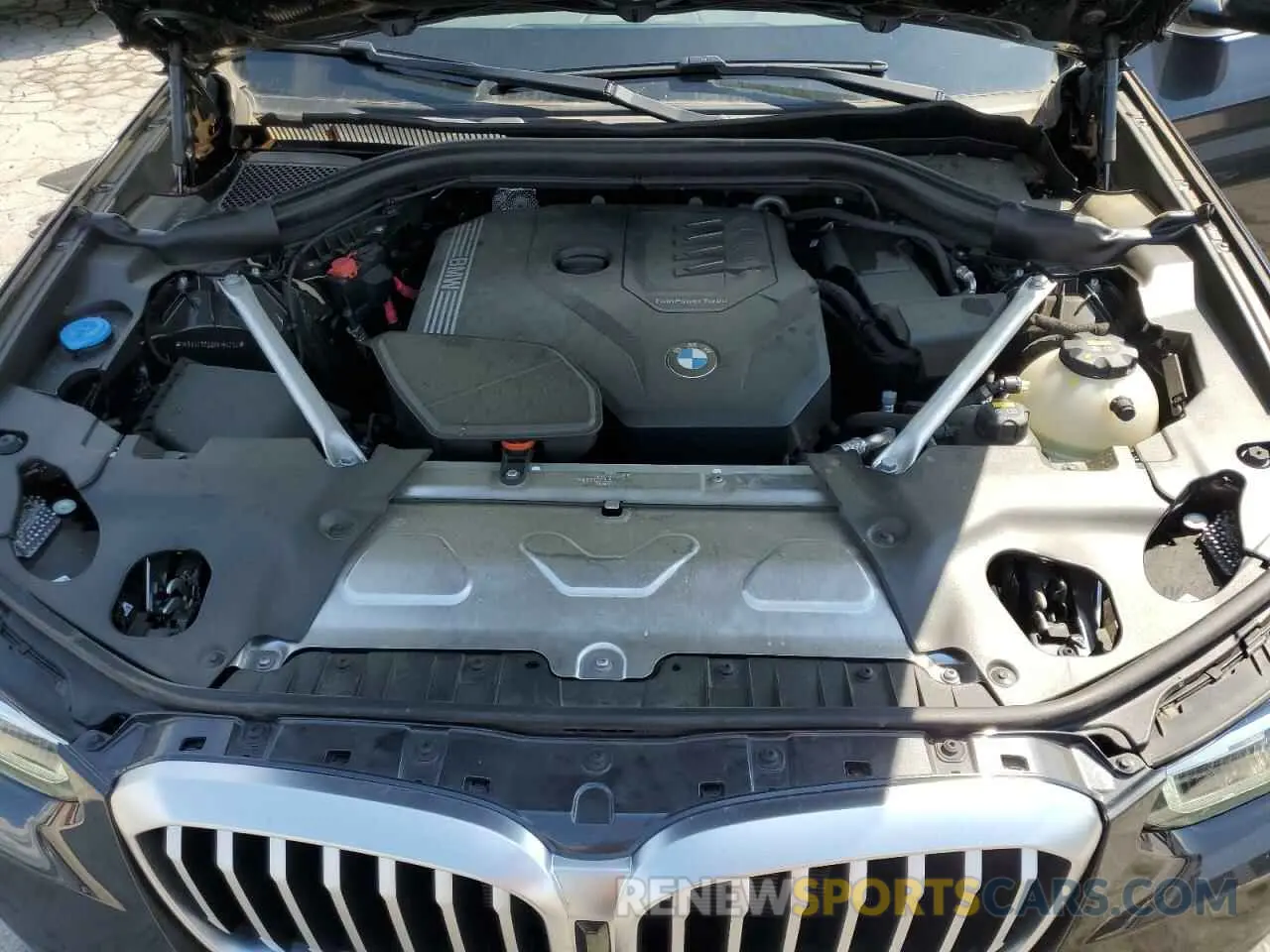 12 Photograph of a damaged car WBX57DP03NN184734 BMW X3 2022