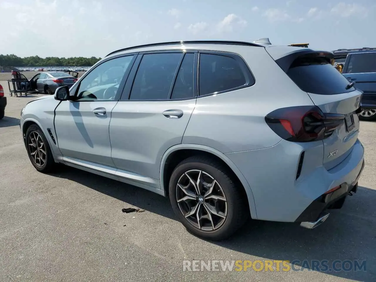 2 Photograph of a damaged car WBX57DP04NN185066 BMW X3 2022