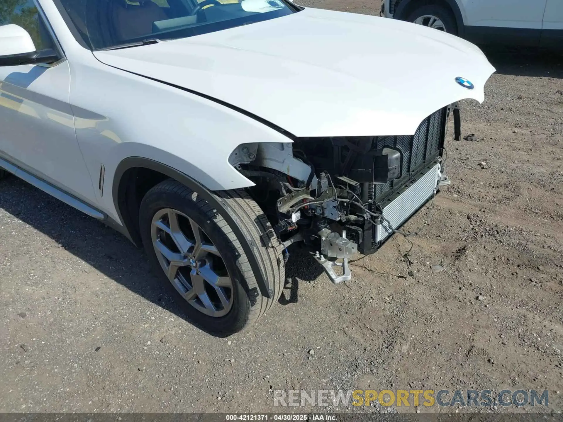 17 Фотография поврежденного автомобиля WBX57DP06NN172447 BMW X3 2022