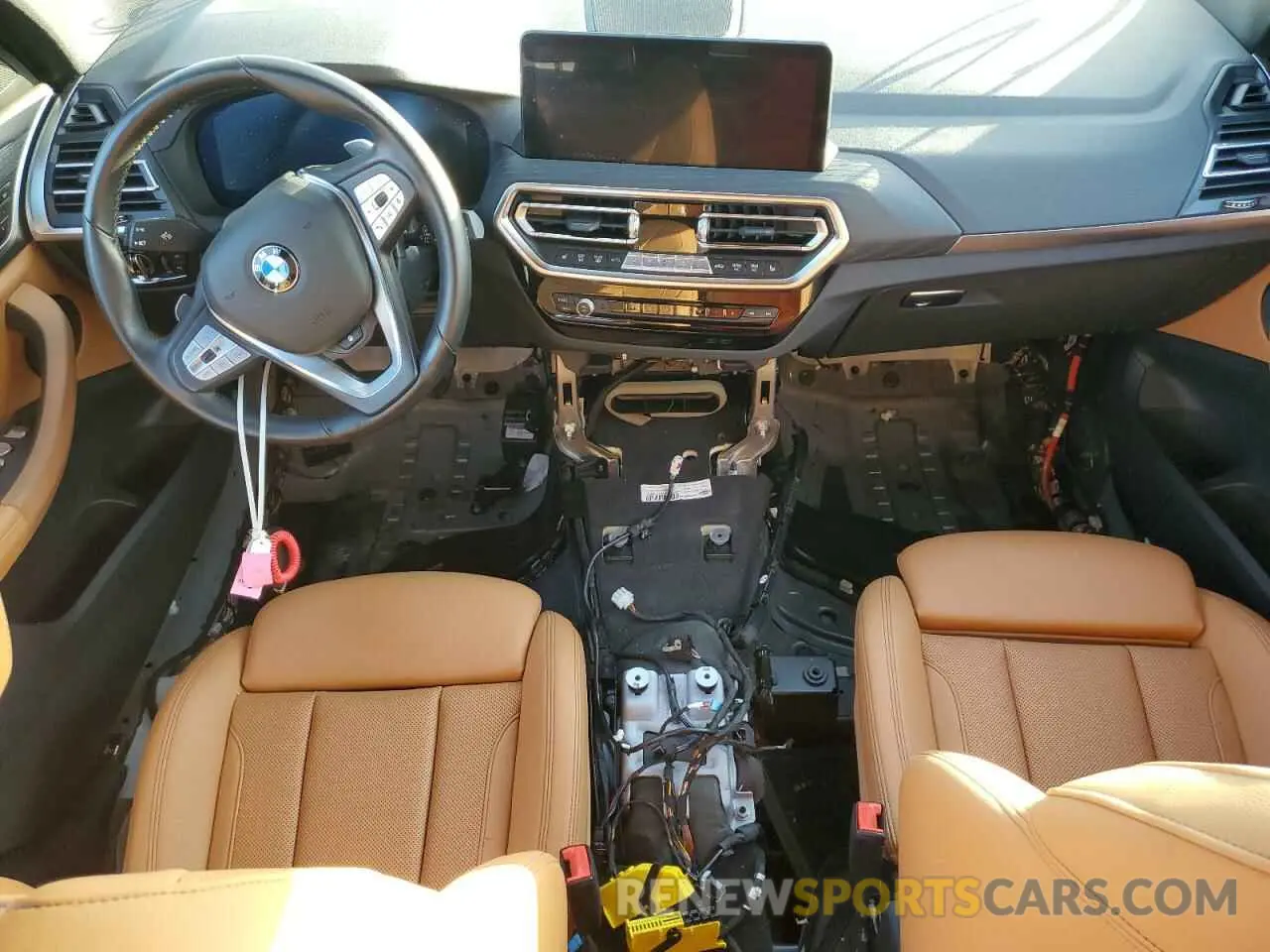 8 Photograph of a damaged car WBX57DP07NN180962 BMW X3 2022