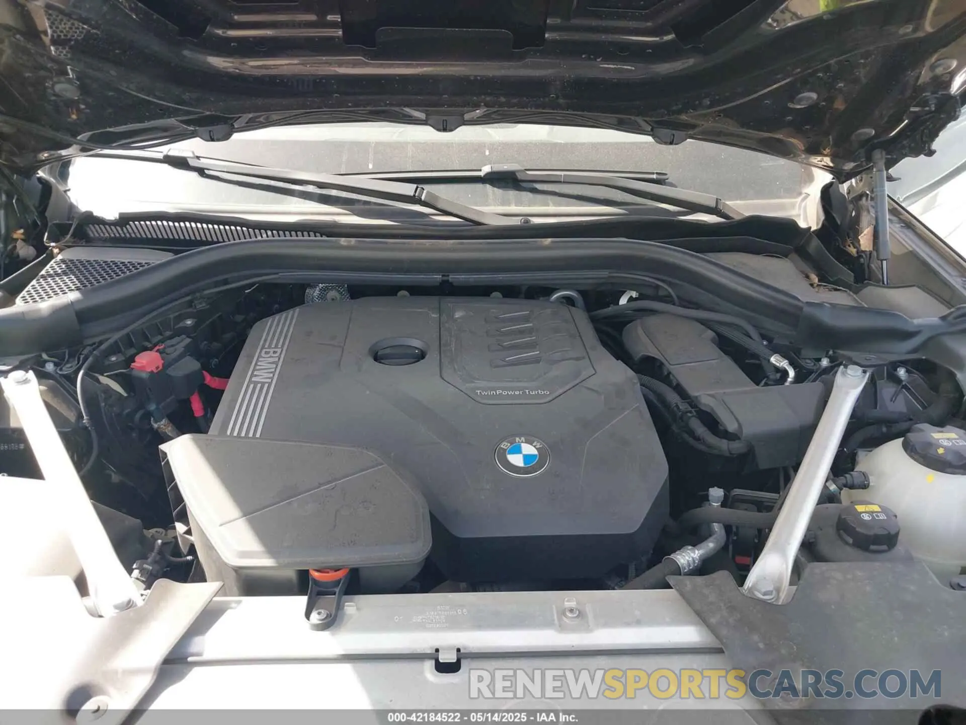 10 Photograph of a damaged car WBX57DP09NN168196 BMW X3 2022