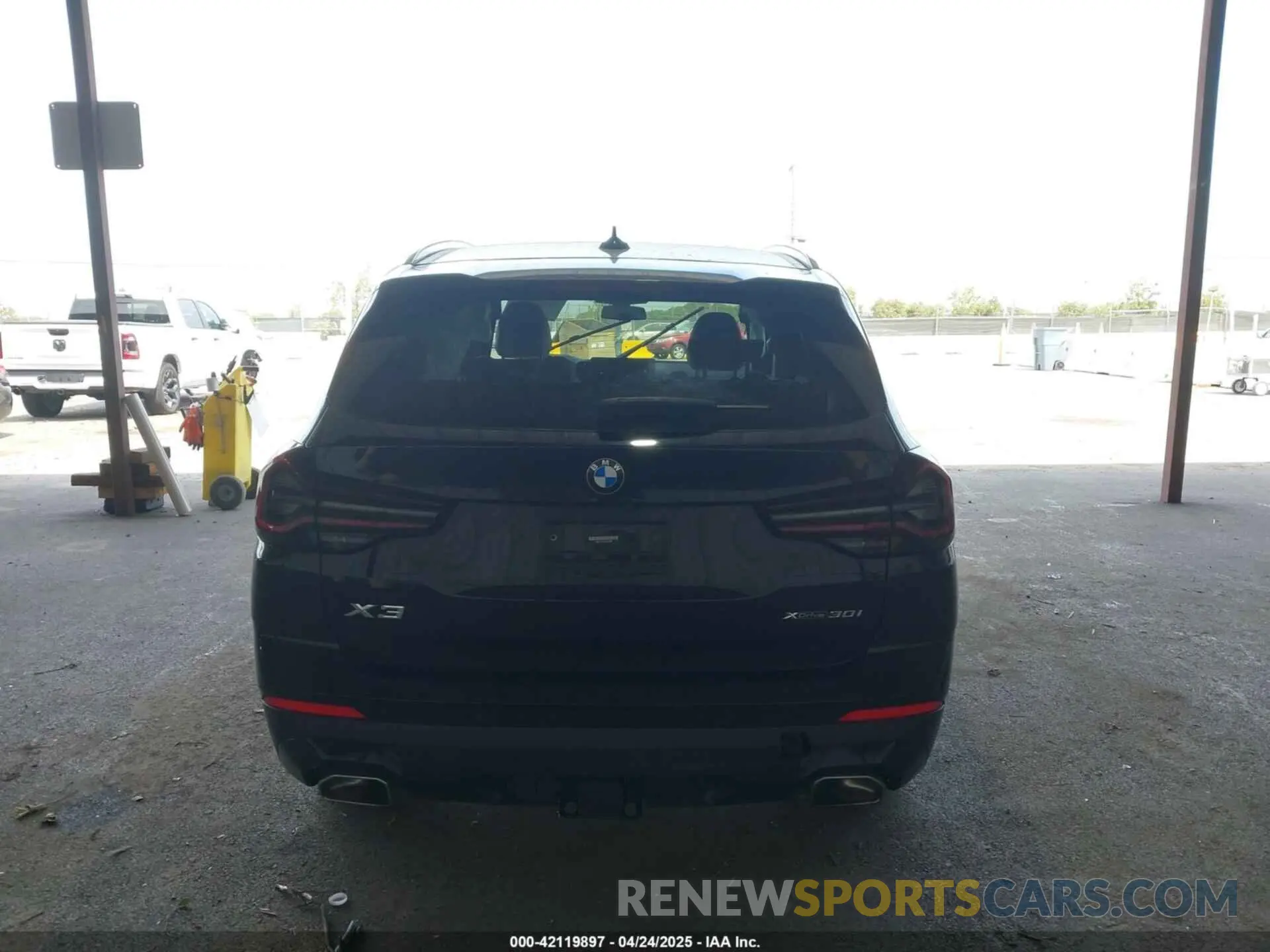 17 Фотография поврежденного автомобиля WBX57DP0XNN183208 BMW X3 2022