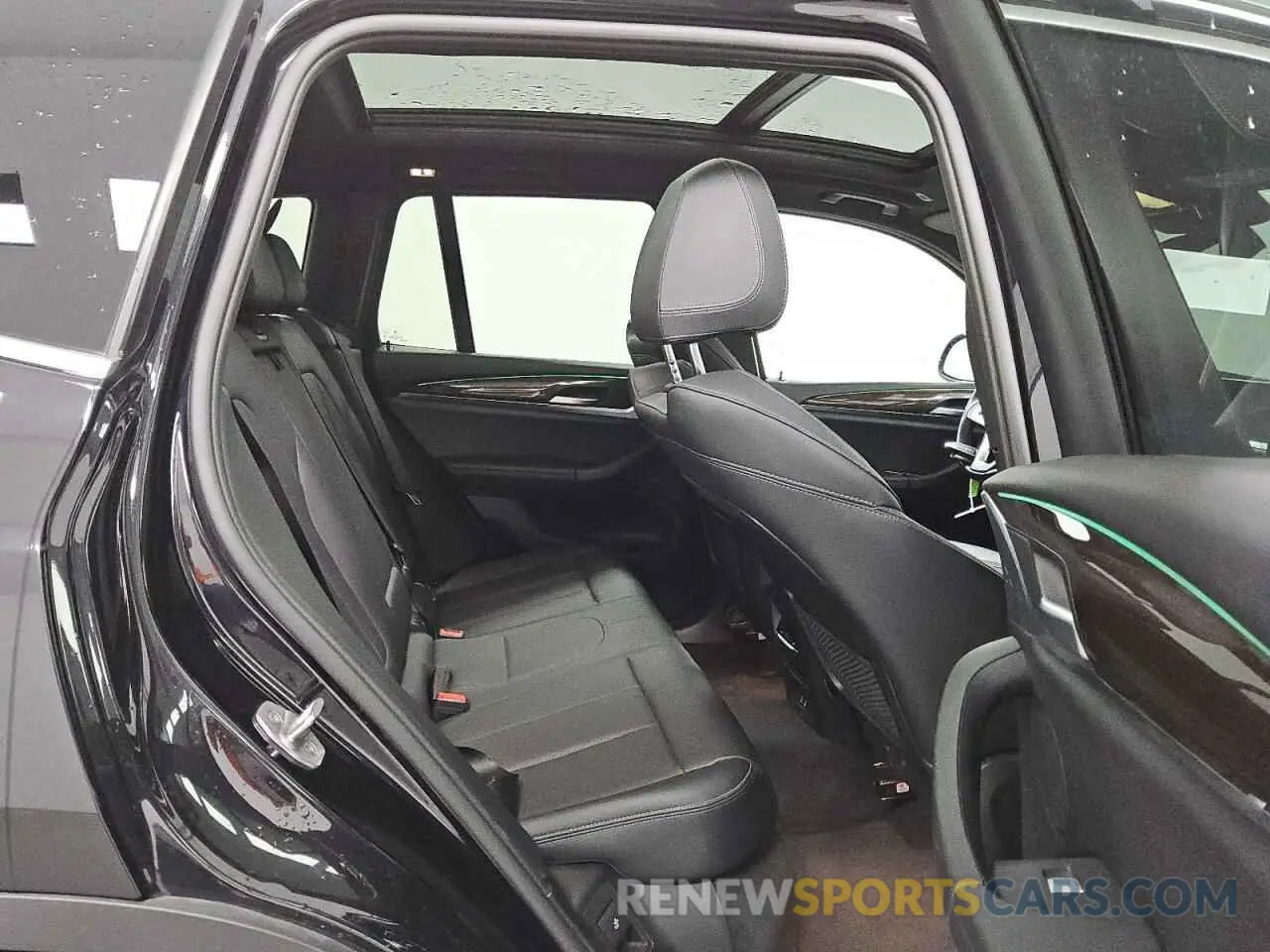 10 Фотография поврежденного автомобиля 5UX43DP00P9S19910 BMW X3 2023