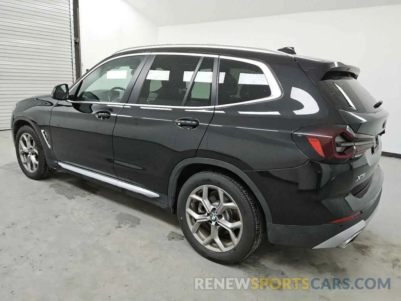 2 Фотография поврежденного автомобиля 5UX43DP00P9S19910 BMW X3 2023