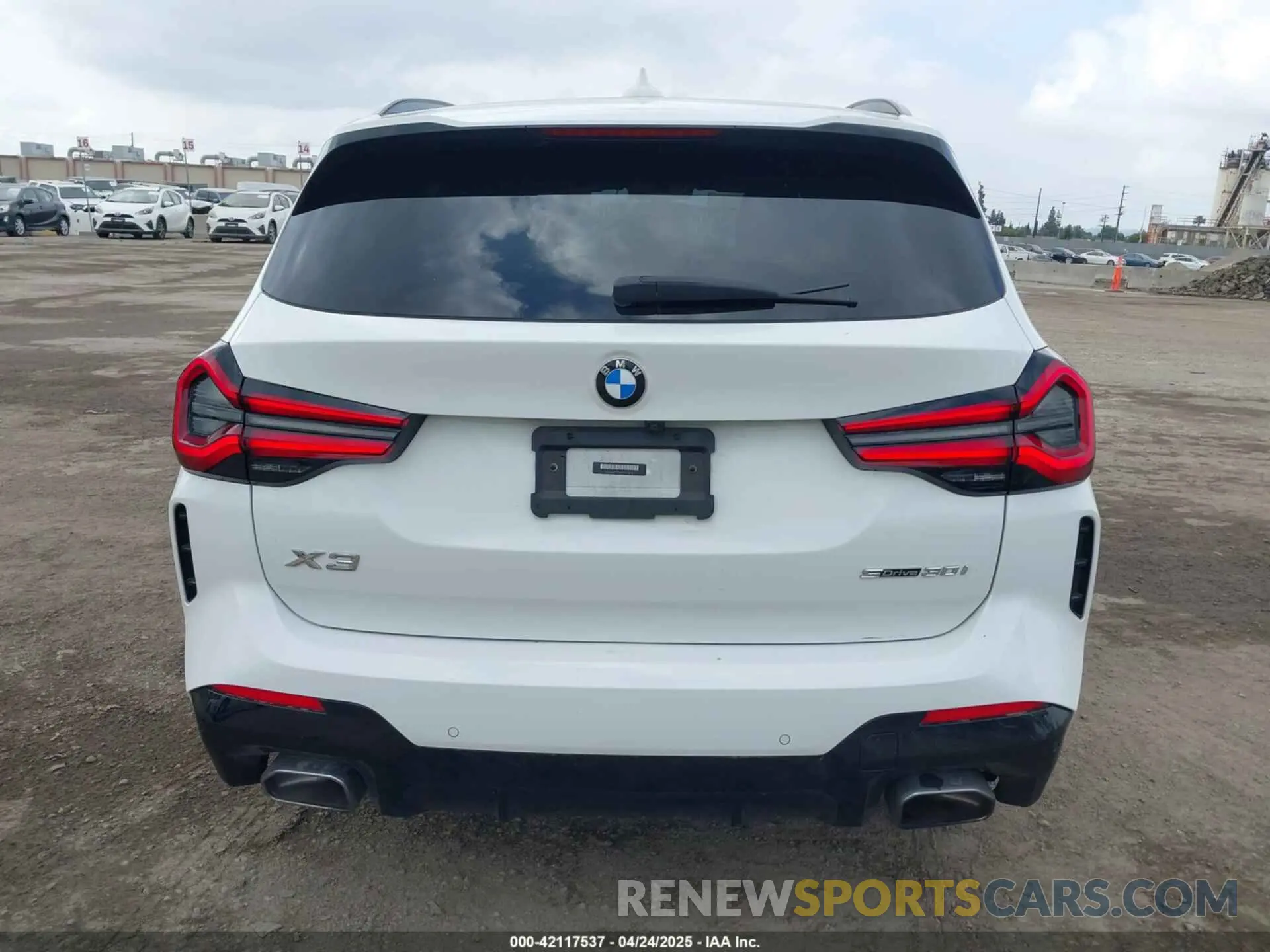 16 Фотография поврежденного автомобиля 5UX43DP06P9R32858 BMW X3 2023