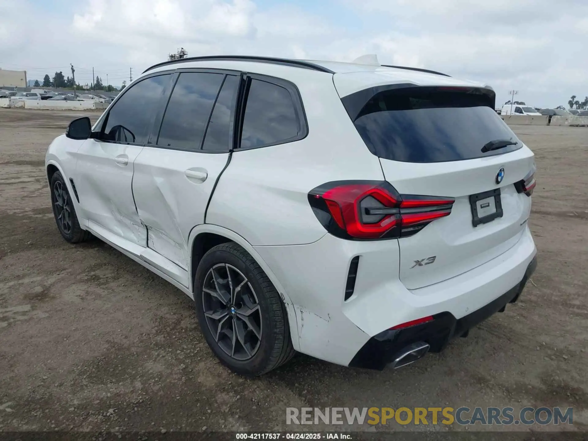 3 Фотография поврежденного автомобиля 5UX43DP06P9R32858 BMW X3 2023
