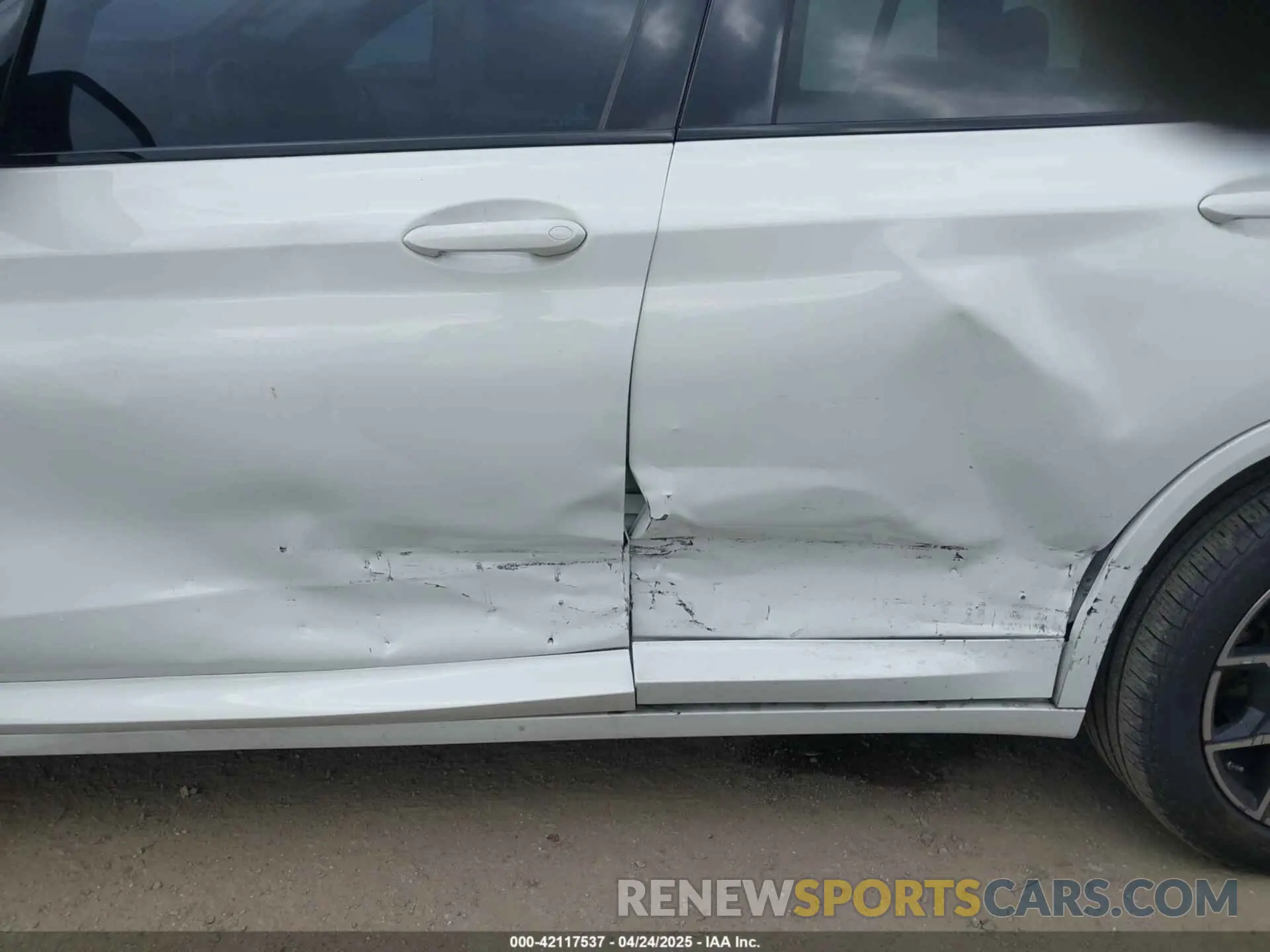 6 Фотография поврежденного автомобиля 5UX43DP06P9R32858 BMW X3 2023