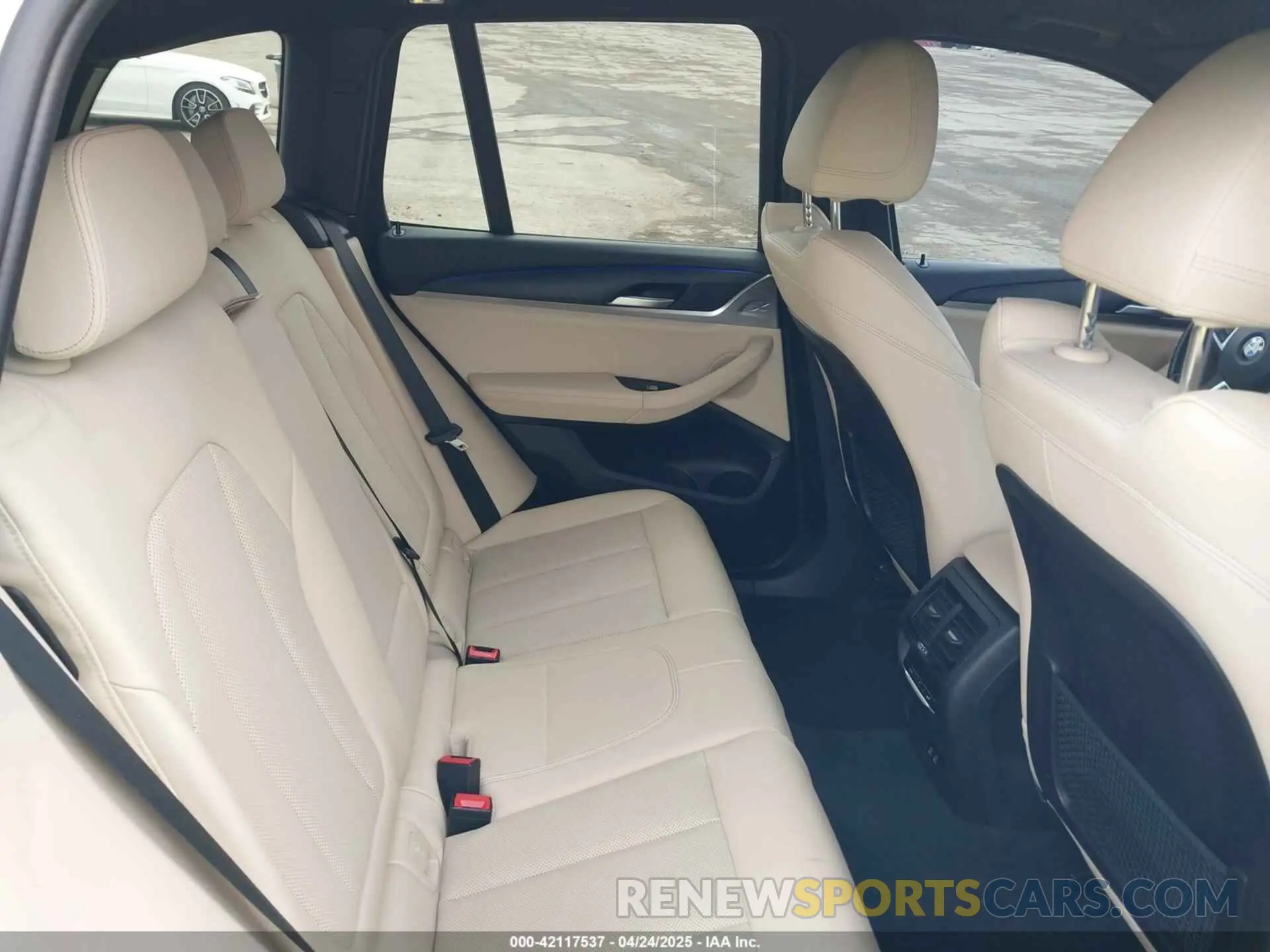 8 Фотография поврежденного автомобиля 5UX43DP06P9R32858 BMW X3 2023