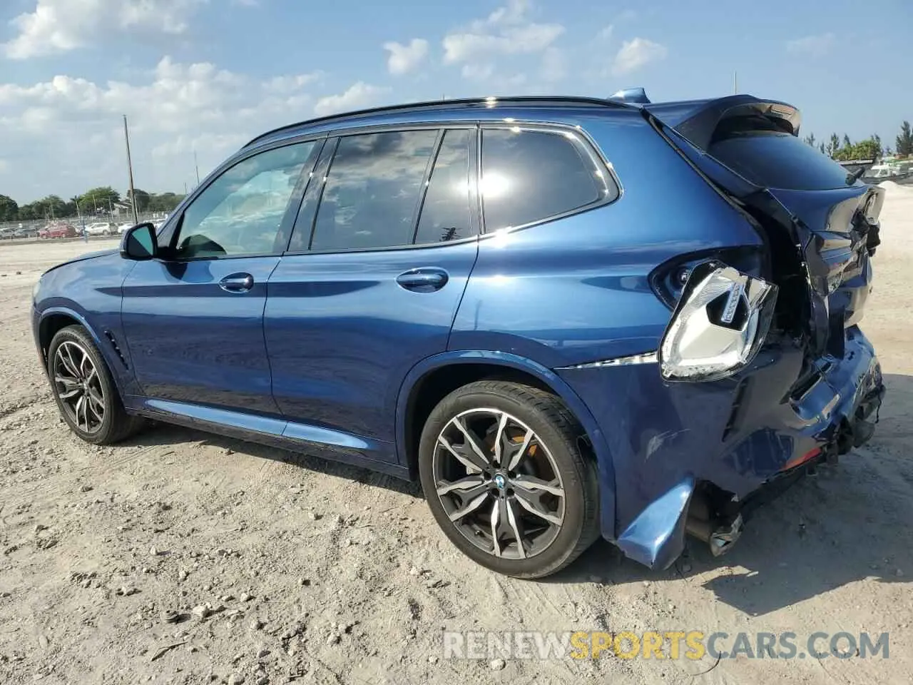2 Фотография поврежденного автомобиля 5UX43DP06P9R48512 BMW X3 2023