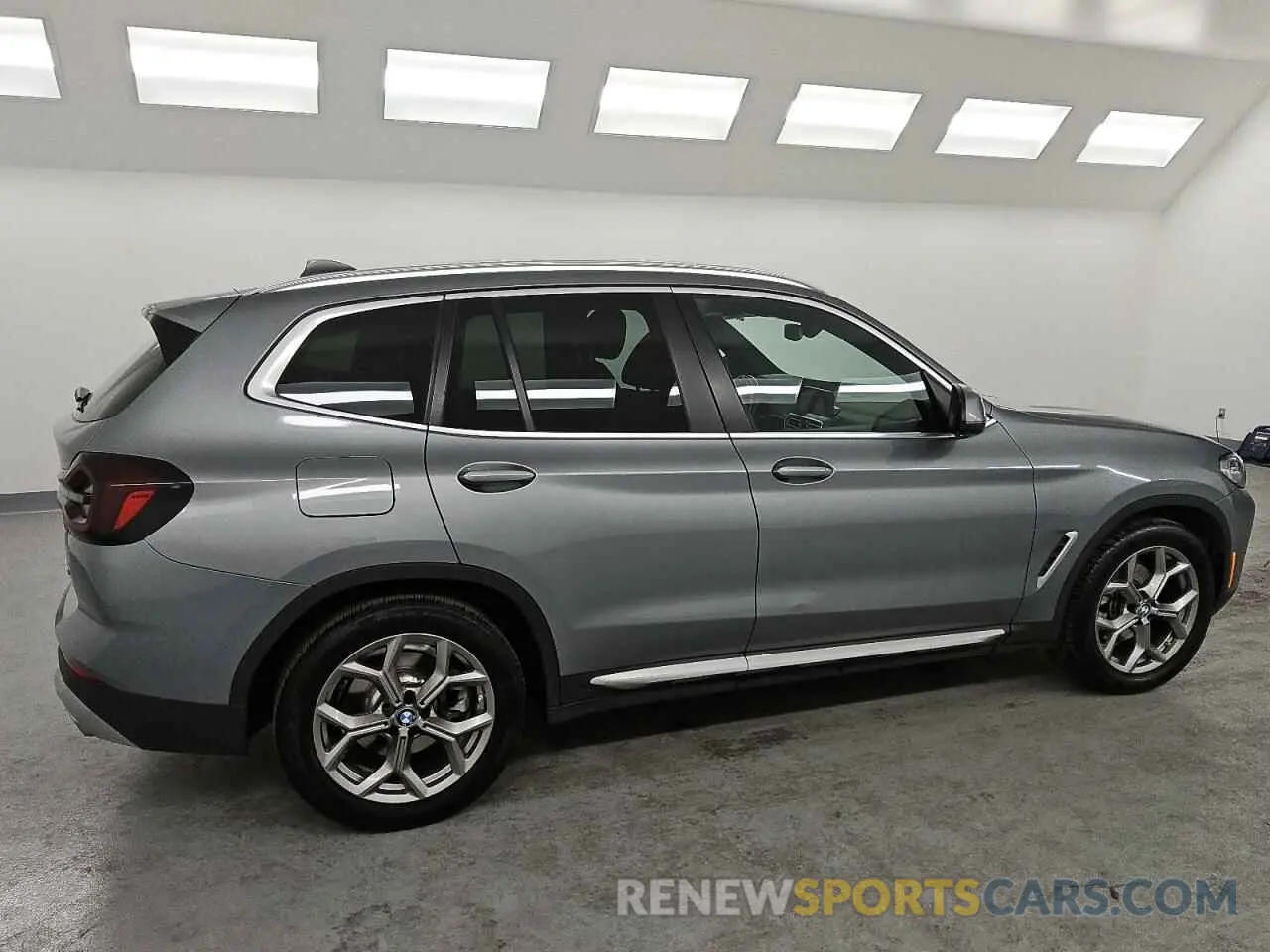 3 Фотография поврежденного автомобиля 5UX43DP06P9S77911 BMW X3 2023