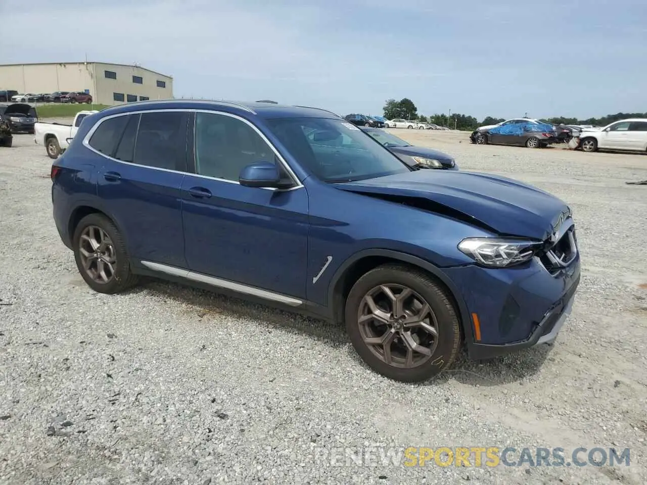 4 Photograph of a damaged car 5UX43DP07P9S19242 BMW X3 2023