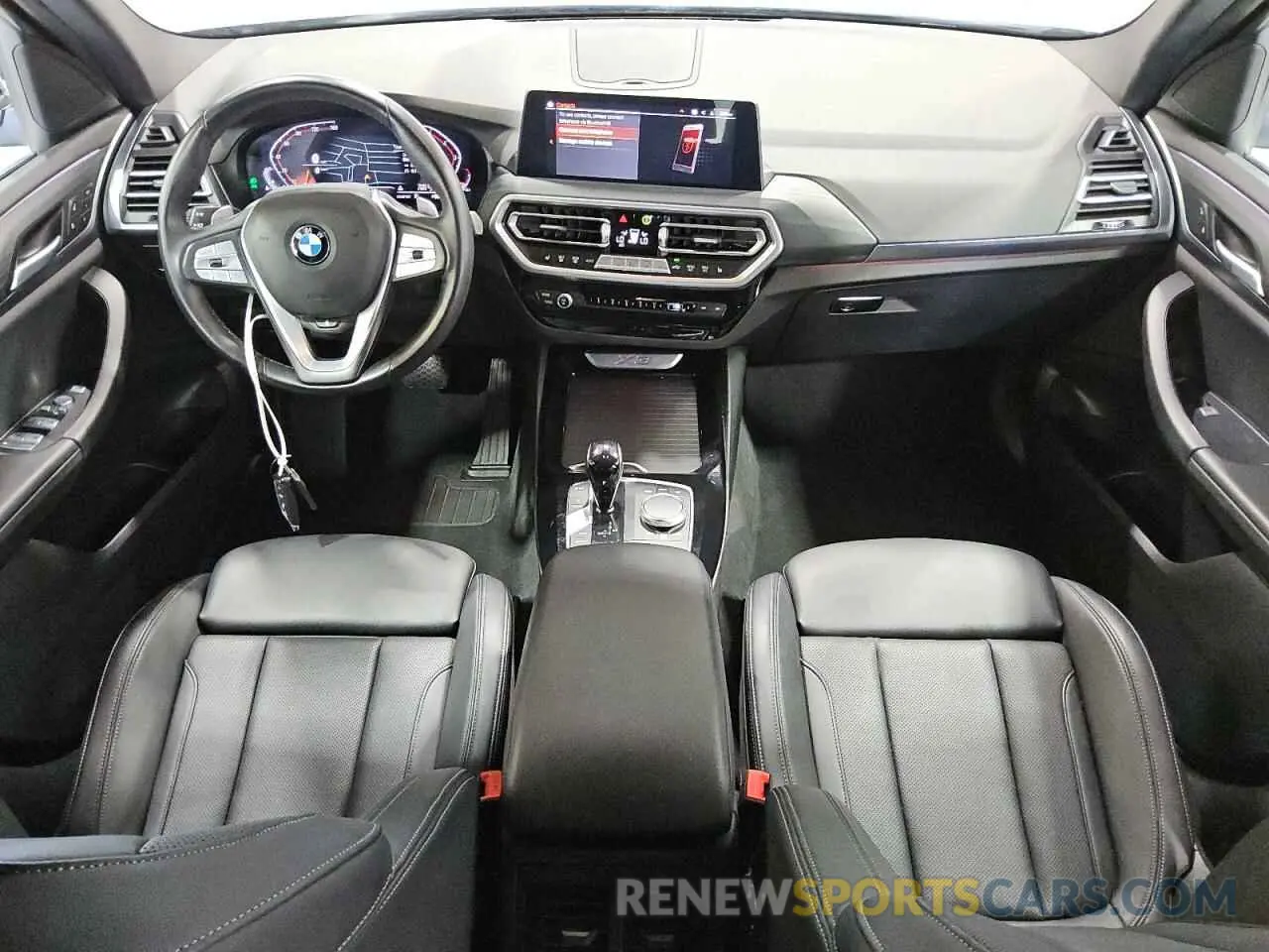 8 Photograph of a damaged car 5UX43DP09P9S77935 BMW X3 2023