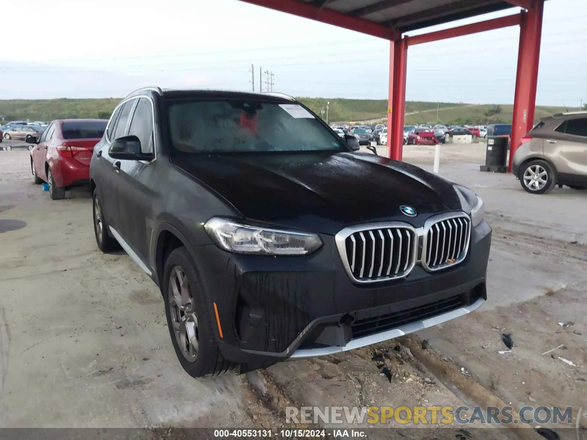 1 Photograph of a damaged car 5UX53DP00P9N76170 BMW X3 2023
