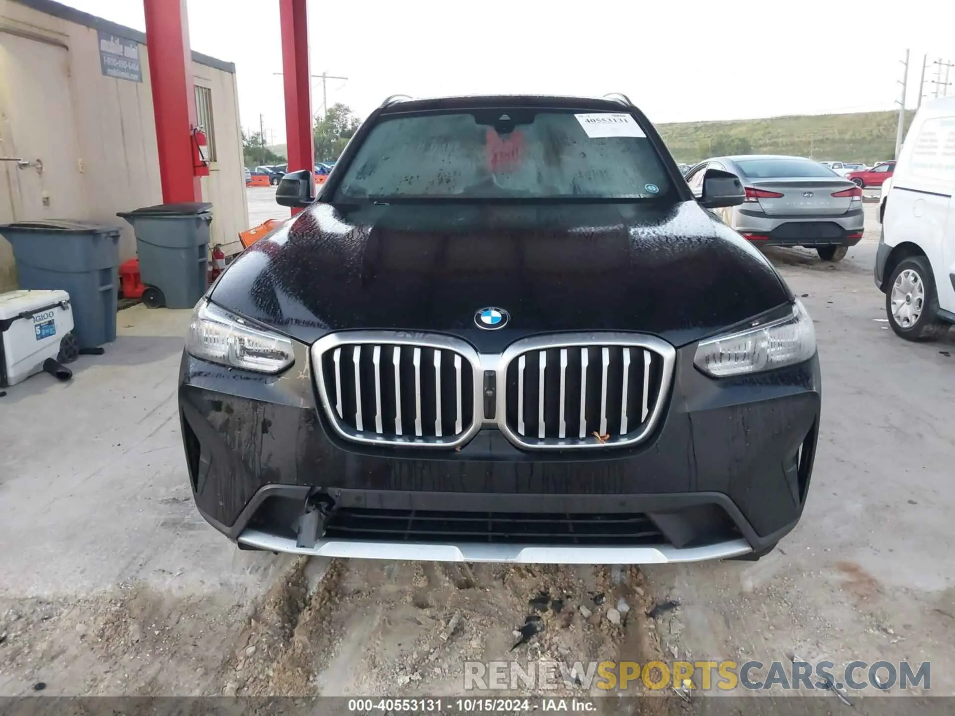 6 Photograph of a damaged car 5UX53DP00P9N76170 BMW X3 2023