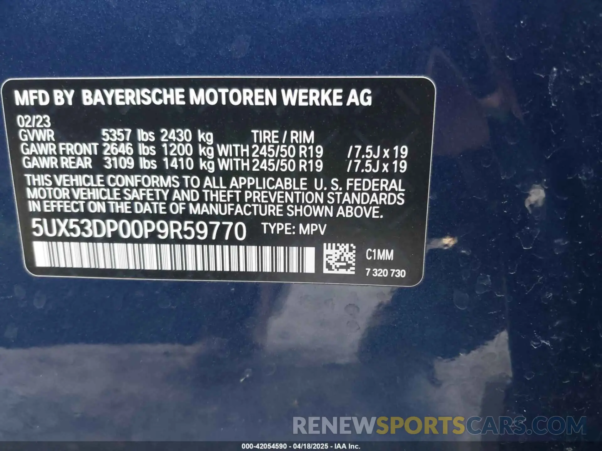 9 Photograph of a damaged car 5UX53DP00P9R59770 BMW X3 2023