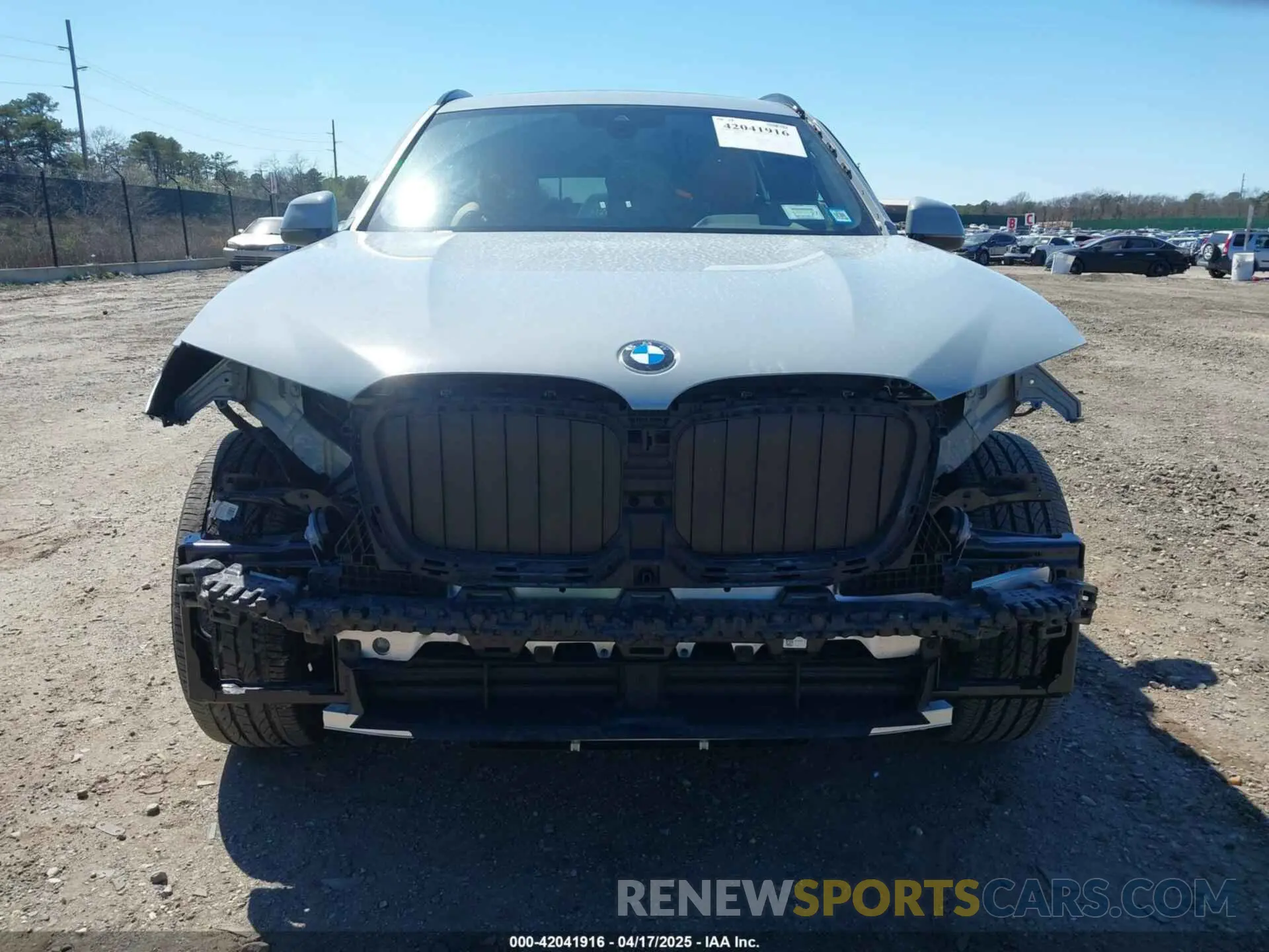 13 Фотография поврежденного автомобиля 5UX53DP02P9P97740 BMW X3 2023