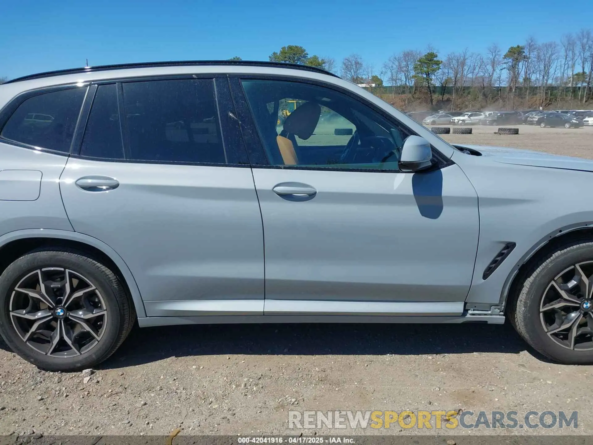 14 Фотография поврежденного автомобиля 5UX53DP02P9P97740 BMW X3 2023