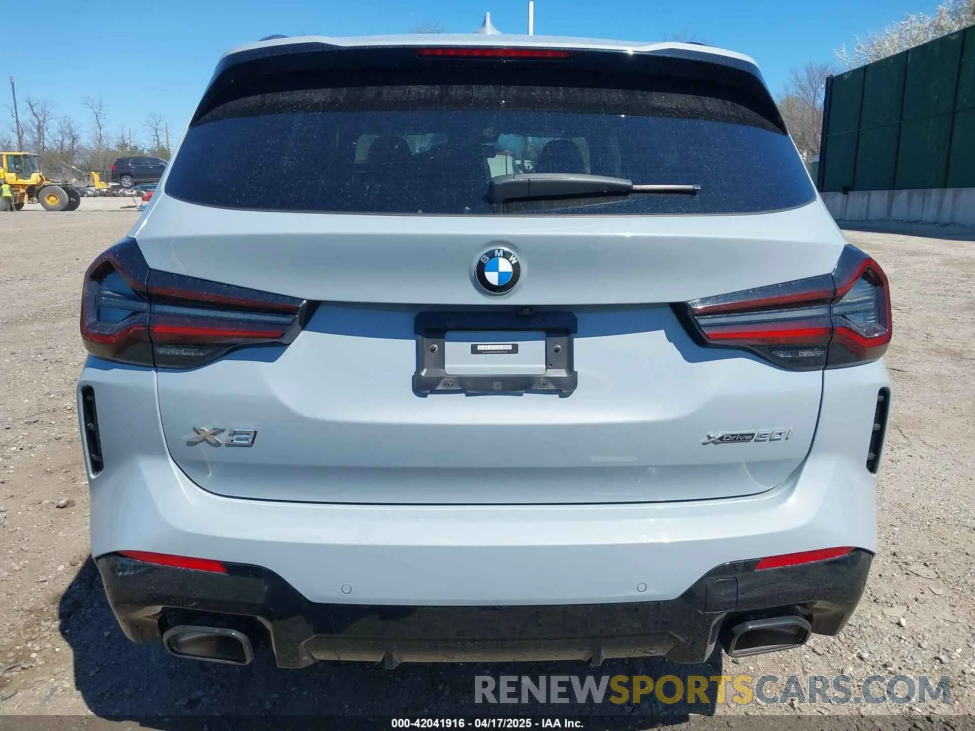 17 Фотография поврежденного автомобиля 5UX53DP02P9P97740 BMW X3 2023