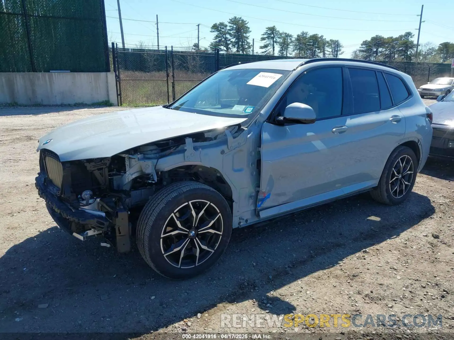 2 Фотография поврежденного автомобиля 5UX53DP02P9P97740 BMW X3 2023