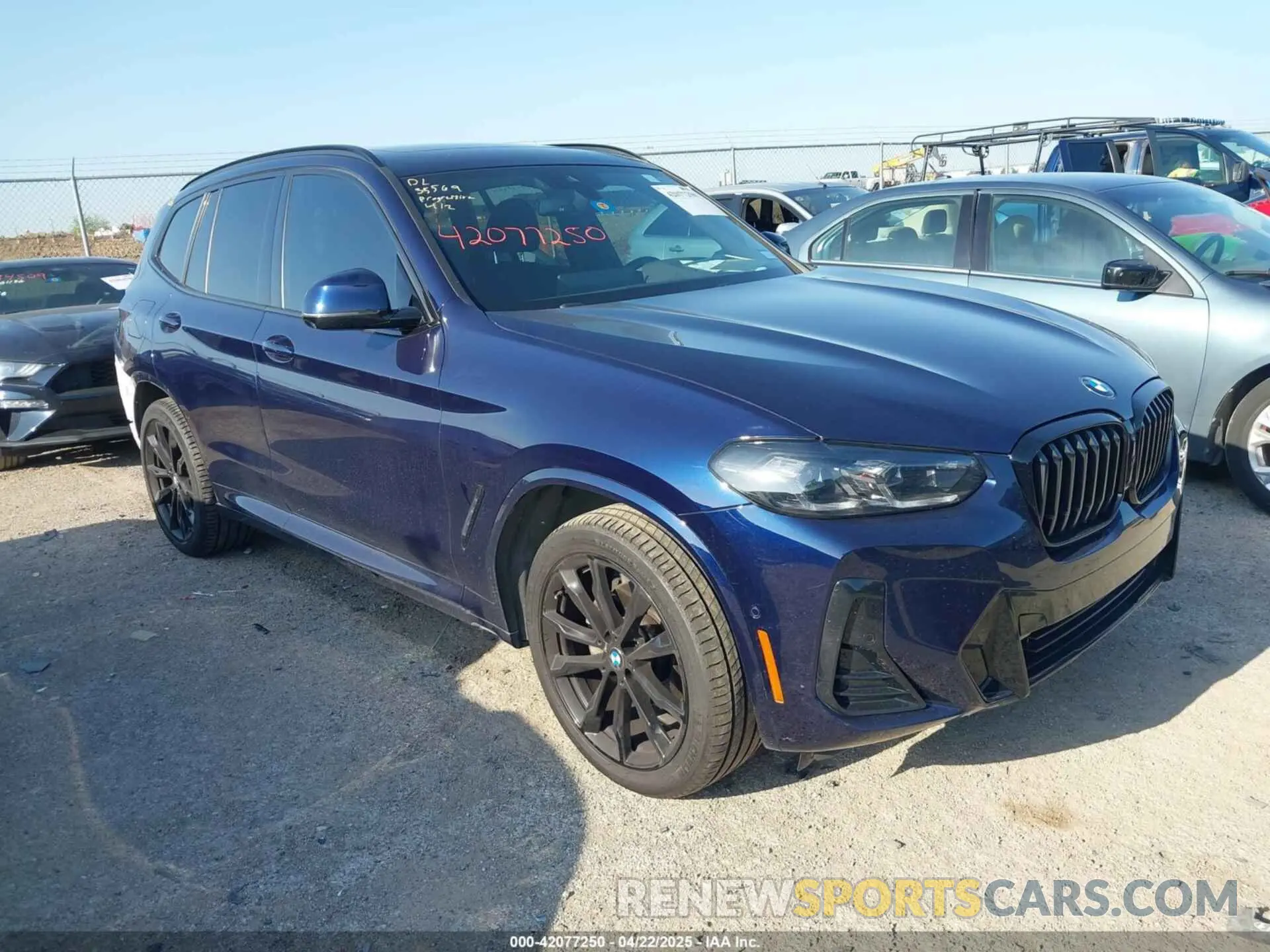 1 Photograph of a damaged car 5UX53DP03P9R64610 BMW X3 2023