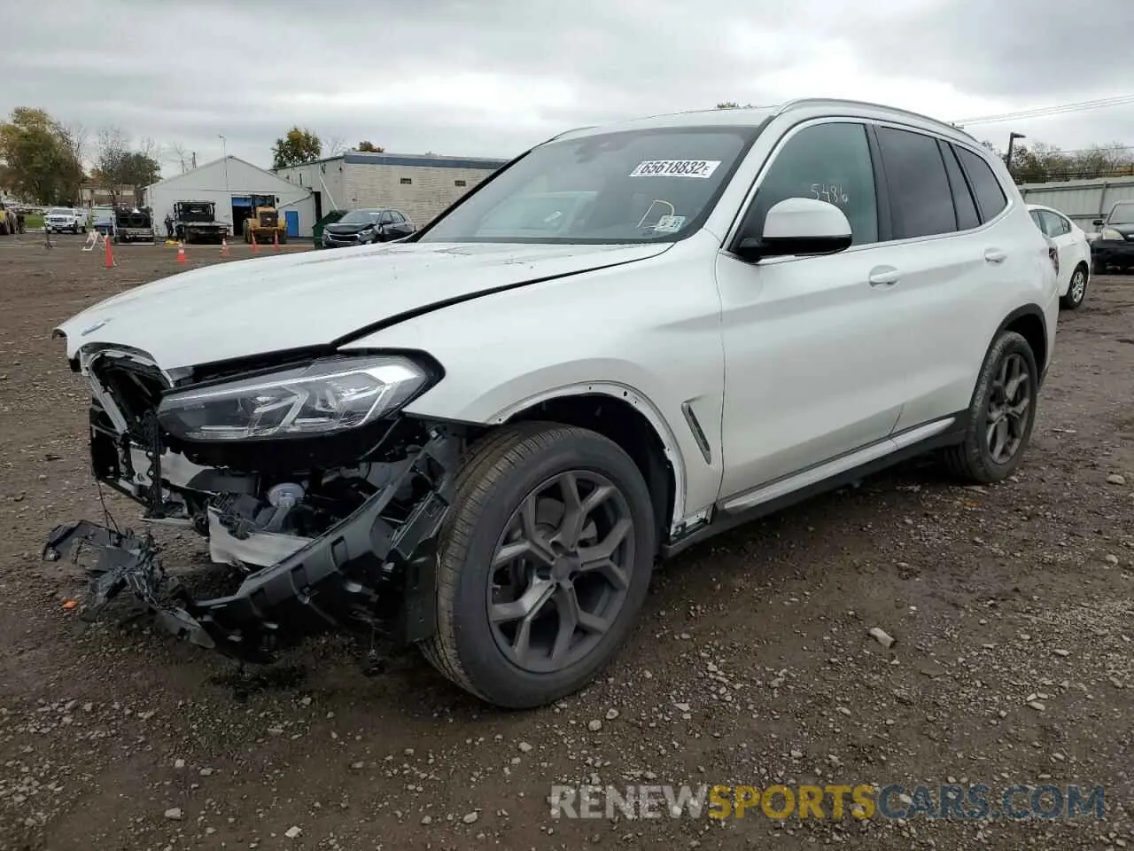 2 Photograph of a damaged car 5UX53DP04P9N75488 BMW X3 2023