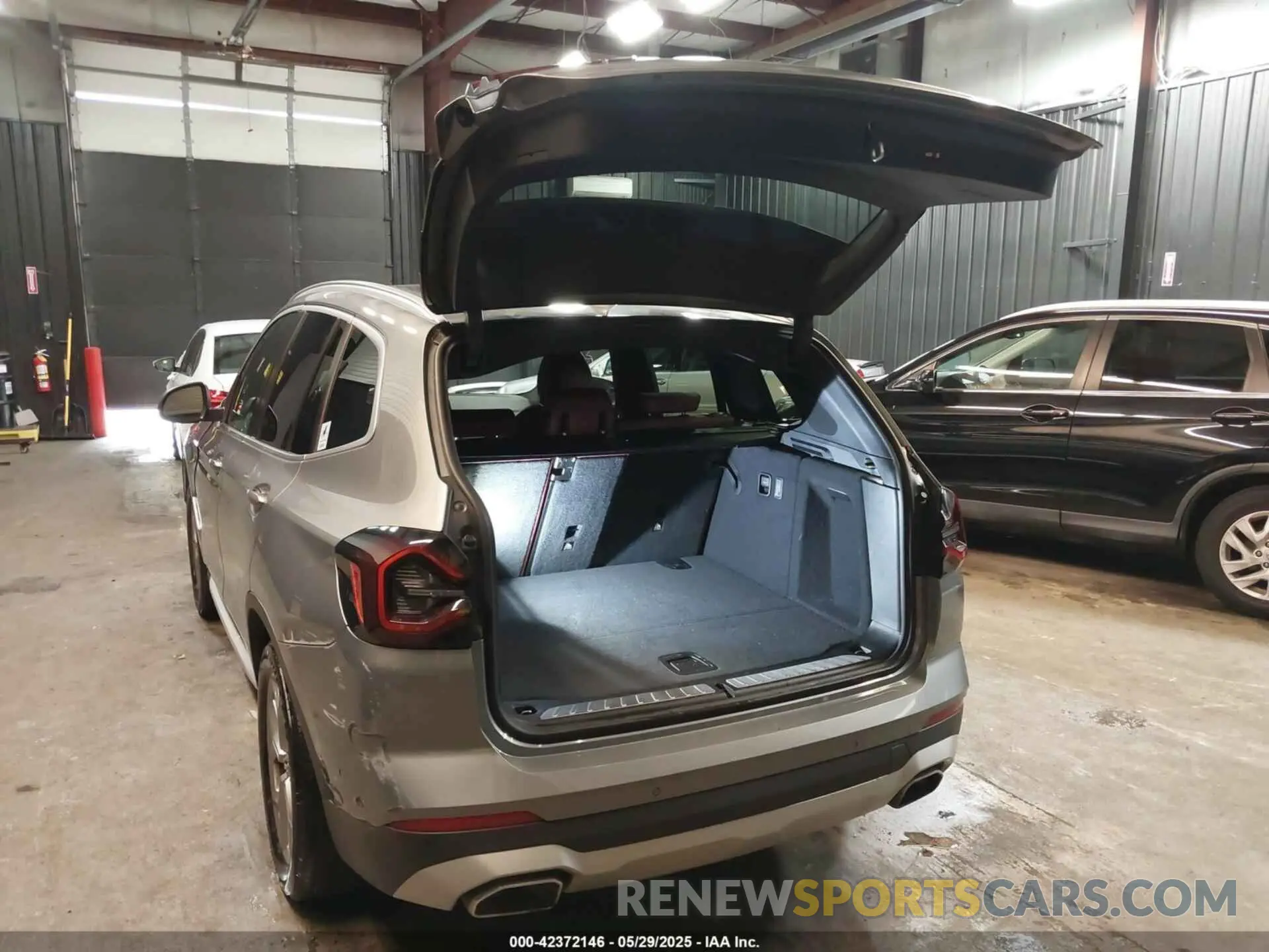 3 Фотография поврежденного автомобиля 5UX53DP04P9P09903 BMW X3 2023