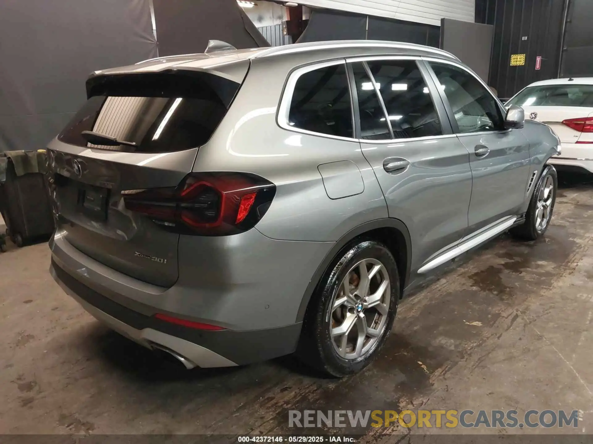 4 Фотография поврежденного автомобиля 5UX53DP04P9P09903 BMW X3 2023