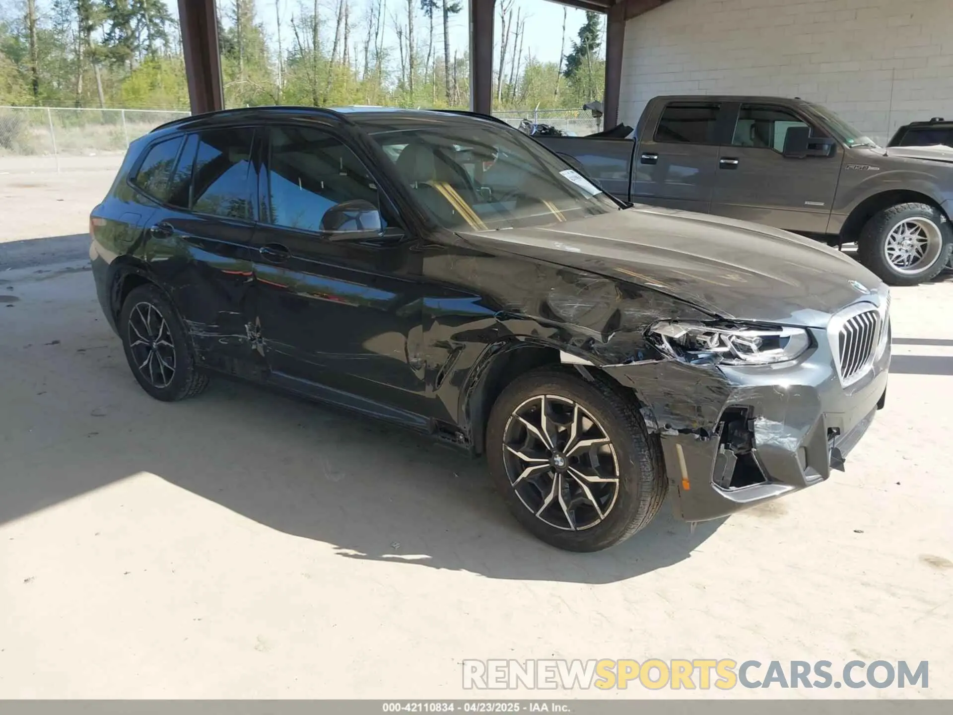 1 Фотография поврежденного автомобиля 5UX53DP04P9T10635 BMW X3 2023