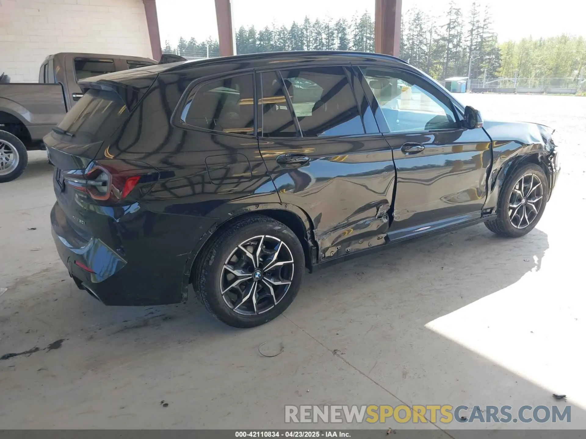 4 Фотография поврежденного автомобиля 5UX53DP04P9T10635 BMW X3 2023