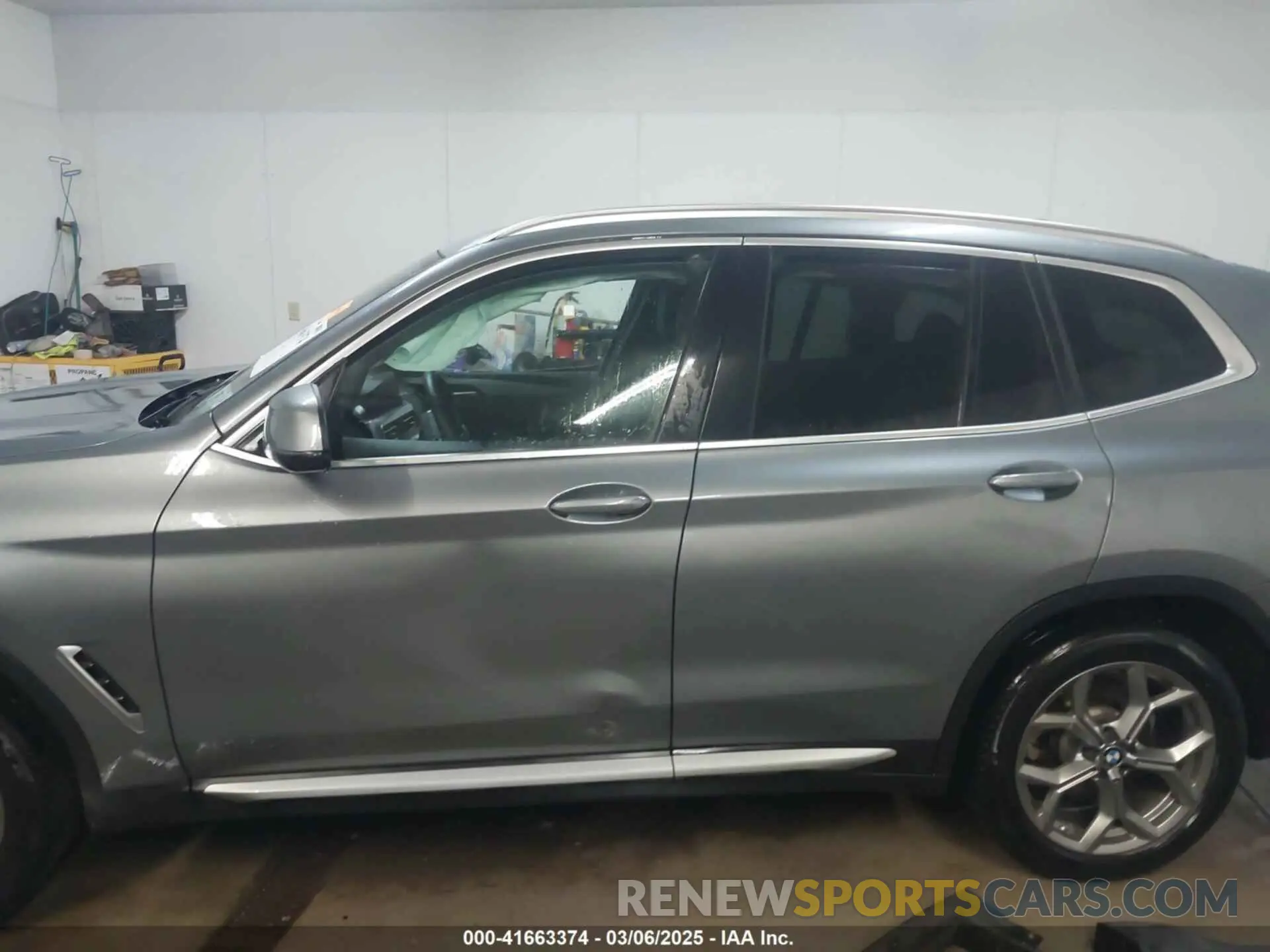 14 Фотография поврежденного автомобиля 5UX53DP05P9R31110 BMW X3 2023