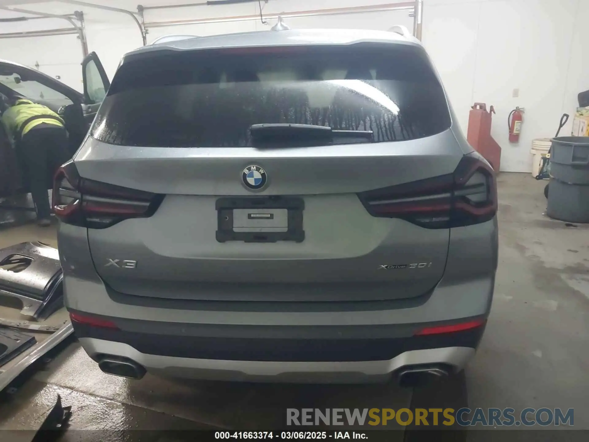 16 Фотография поврежденного автомобиля 5UX53DP05P9R31110 BMW X3 2023