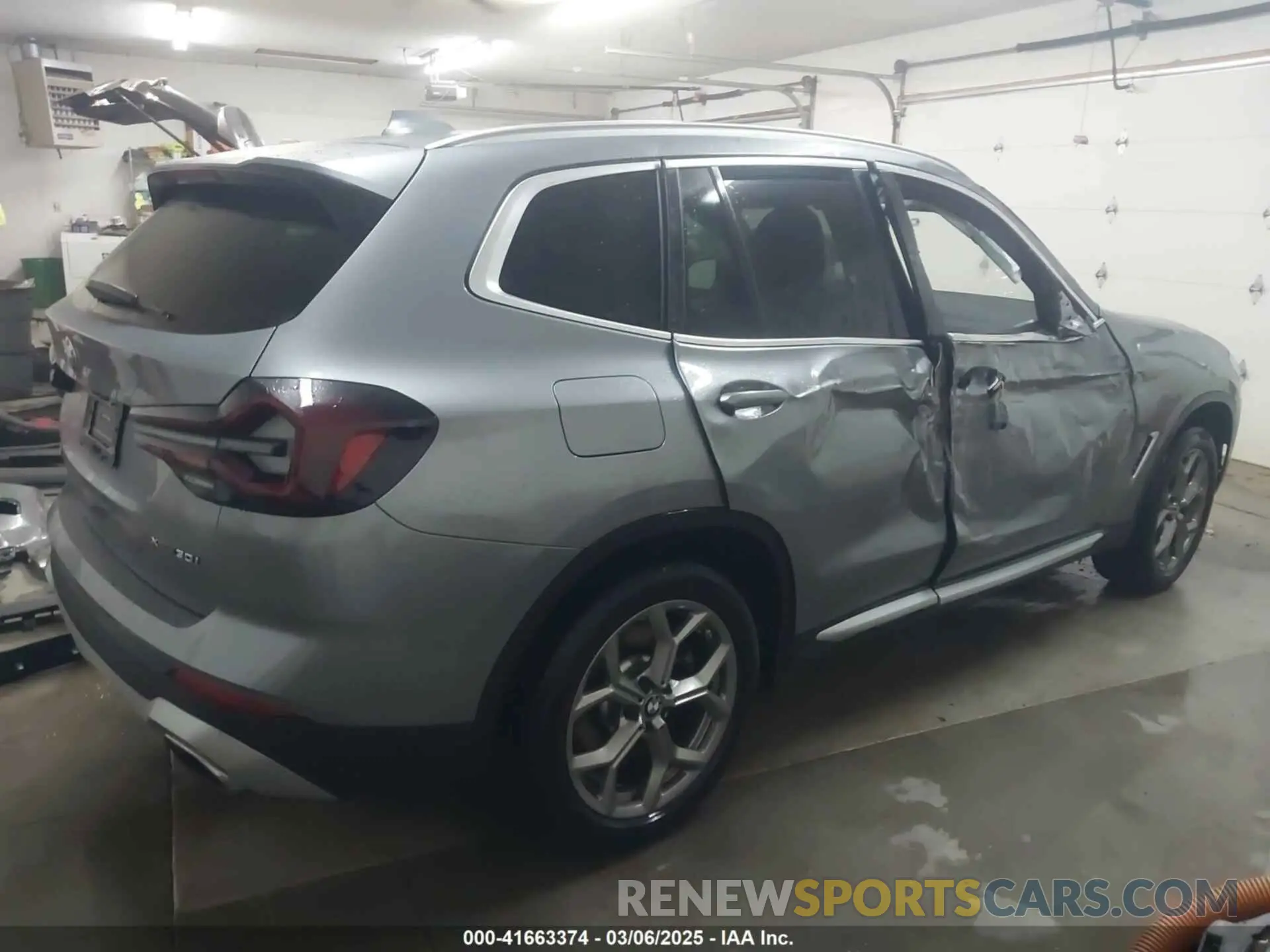 4 Фотография поврежденного автомобиля 5UX53DP05P9R31110 BMW X3 2023