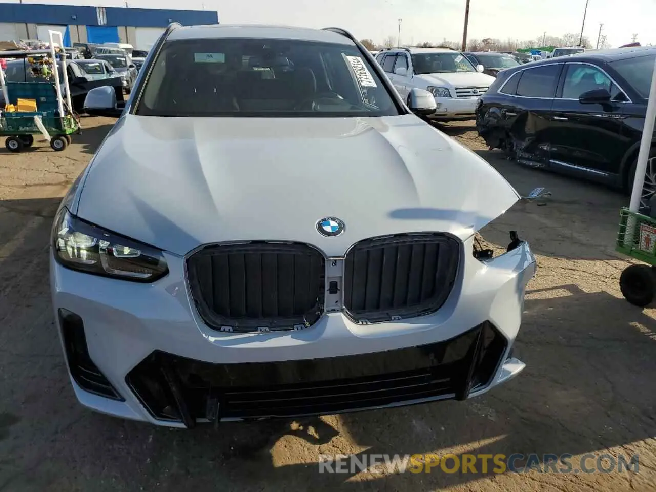 5 Photograph of a damaged car 5UX53DP05P9S19230 BMW X3 2023